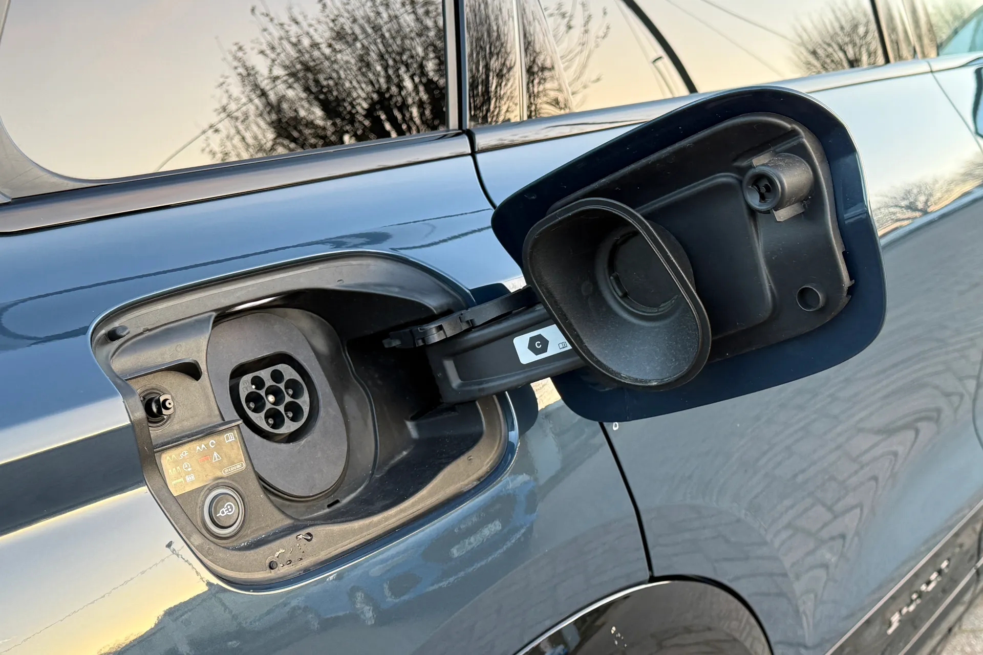 Audi Q6 thumbnail image number 49