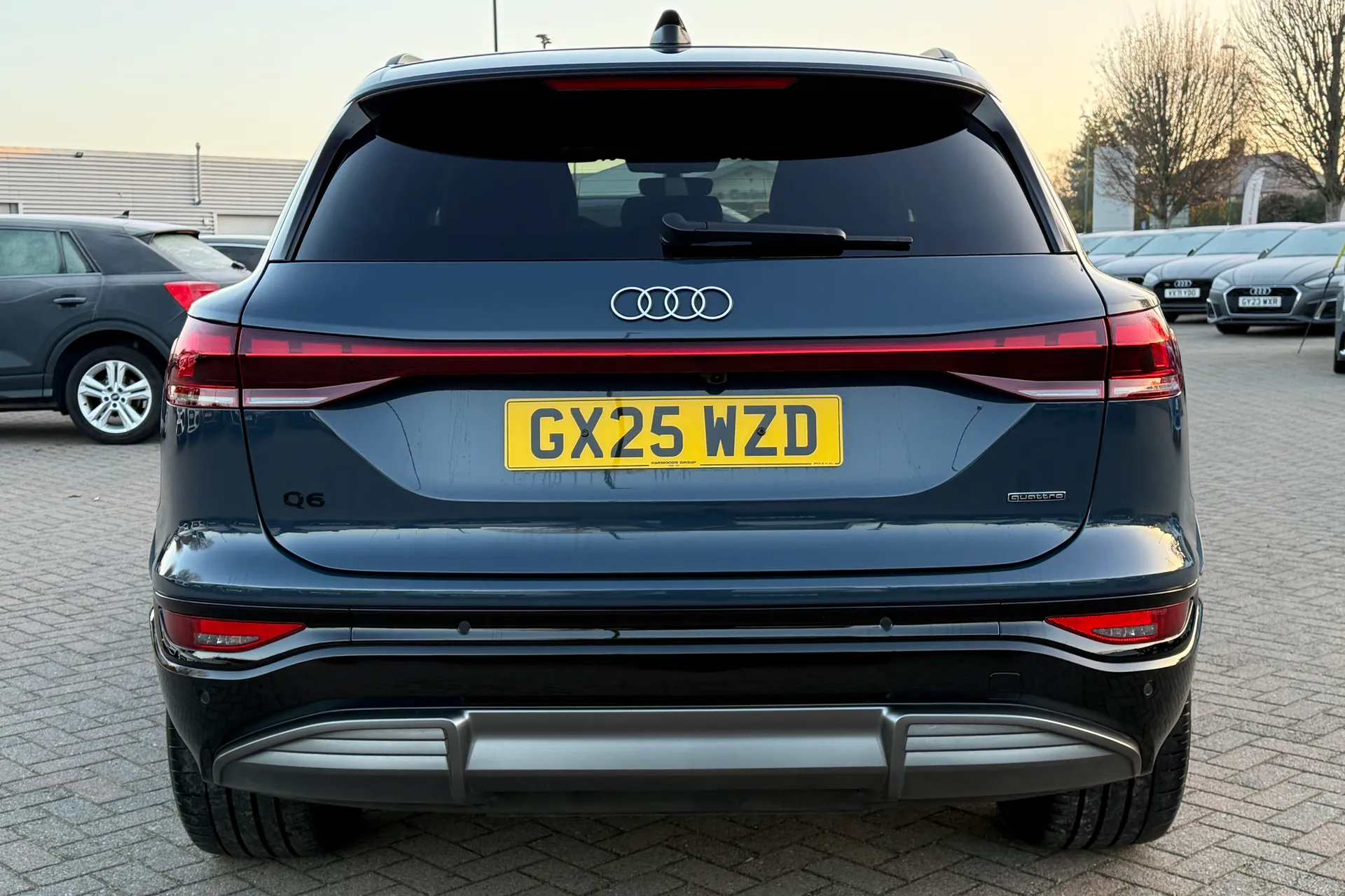 Audi Q6 thumbnail image number 28