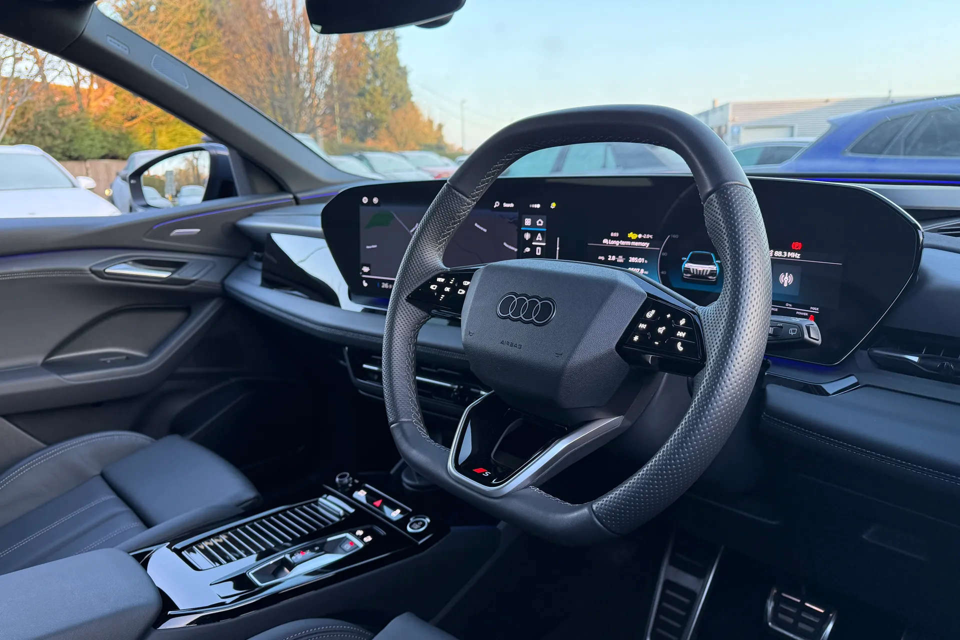 Audi Q6 thumbnail image number 24