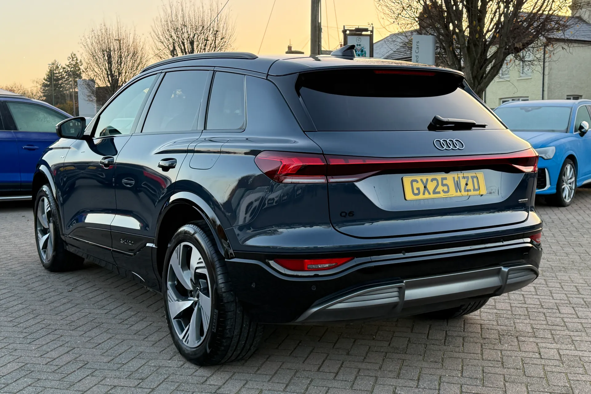 Audi Q6 thumbnail image number 29