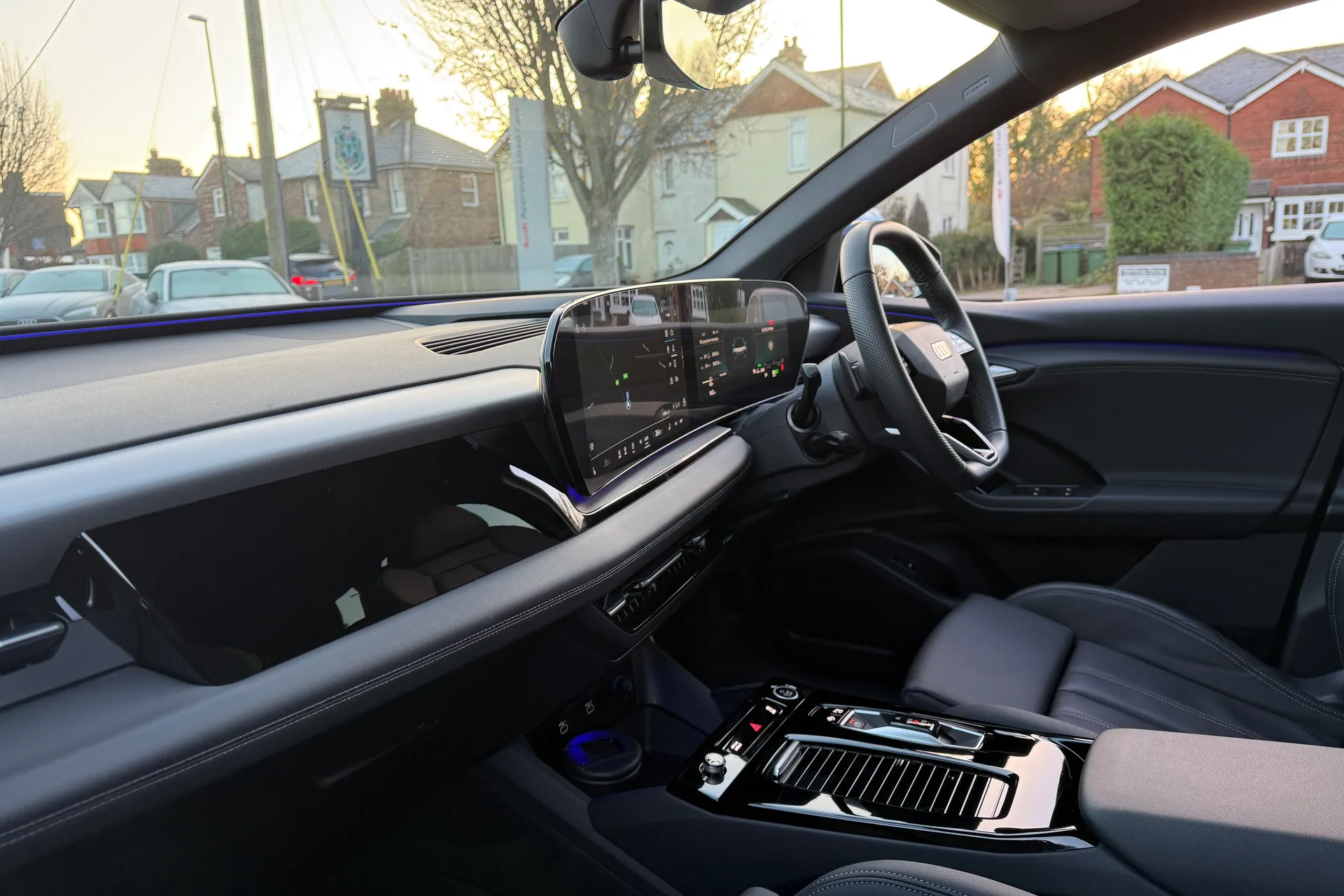 Audi Q6 thumbnail image number 25