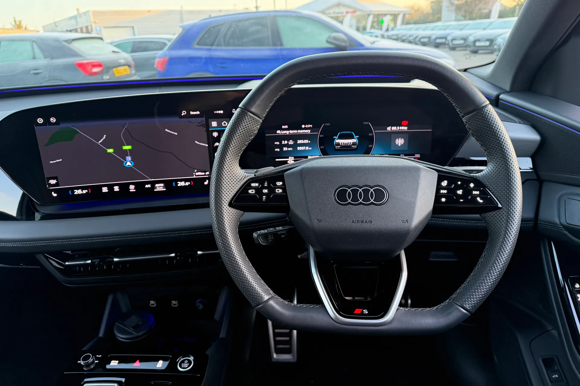 Audi Q6 thumbnail image number 6