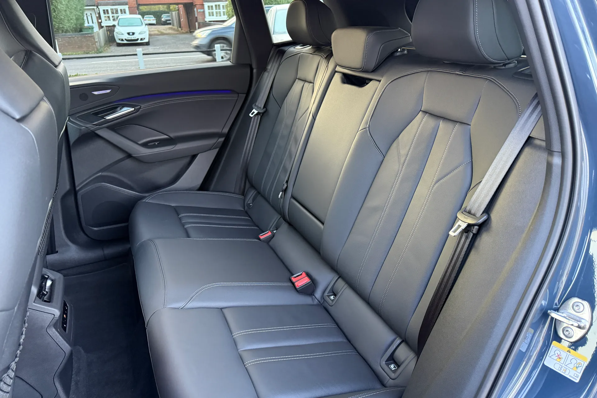 Audi Q6 thumbnail image number 38