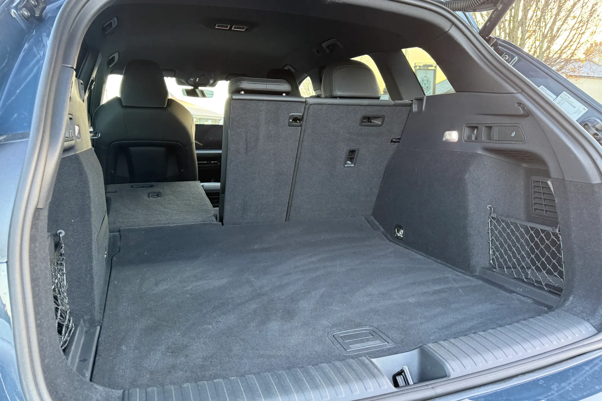 Audi Q6 thumbnail image number 31