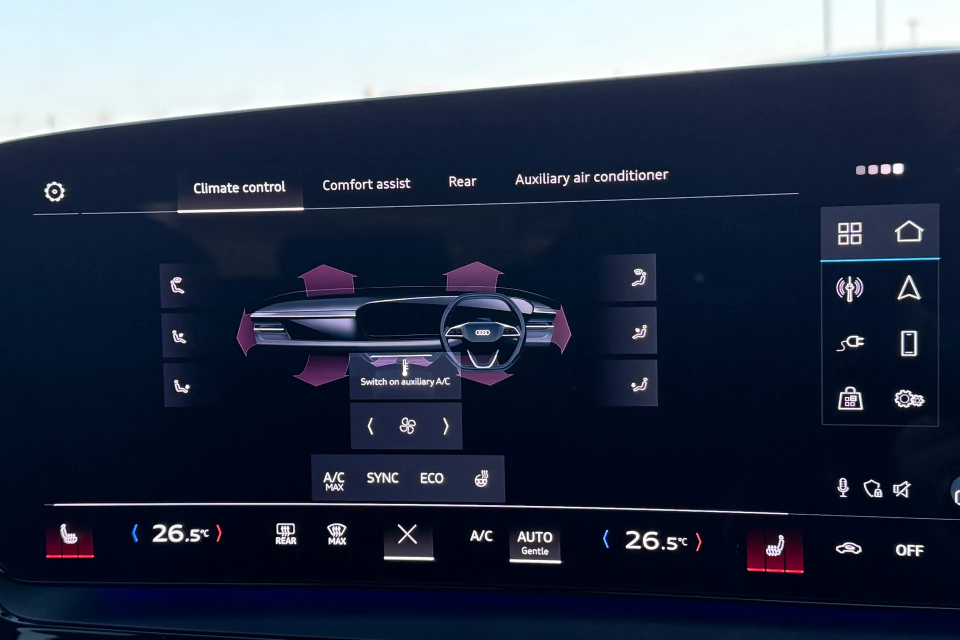 Audi Q6 thumbnail image number 11