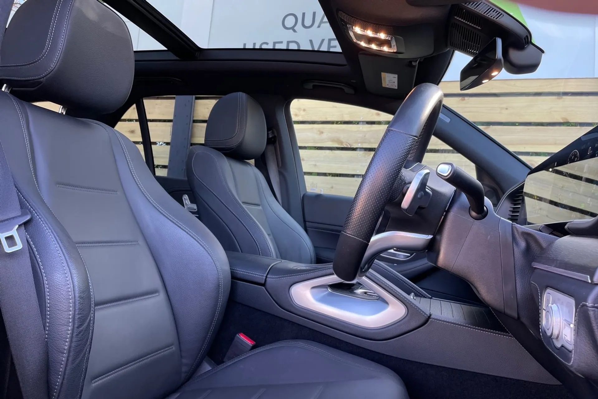 MERCEDES-BENZ GLE thumbnail image number 27