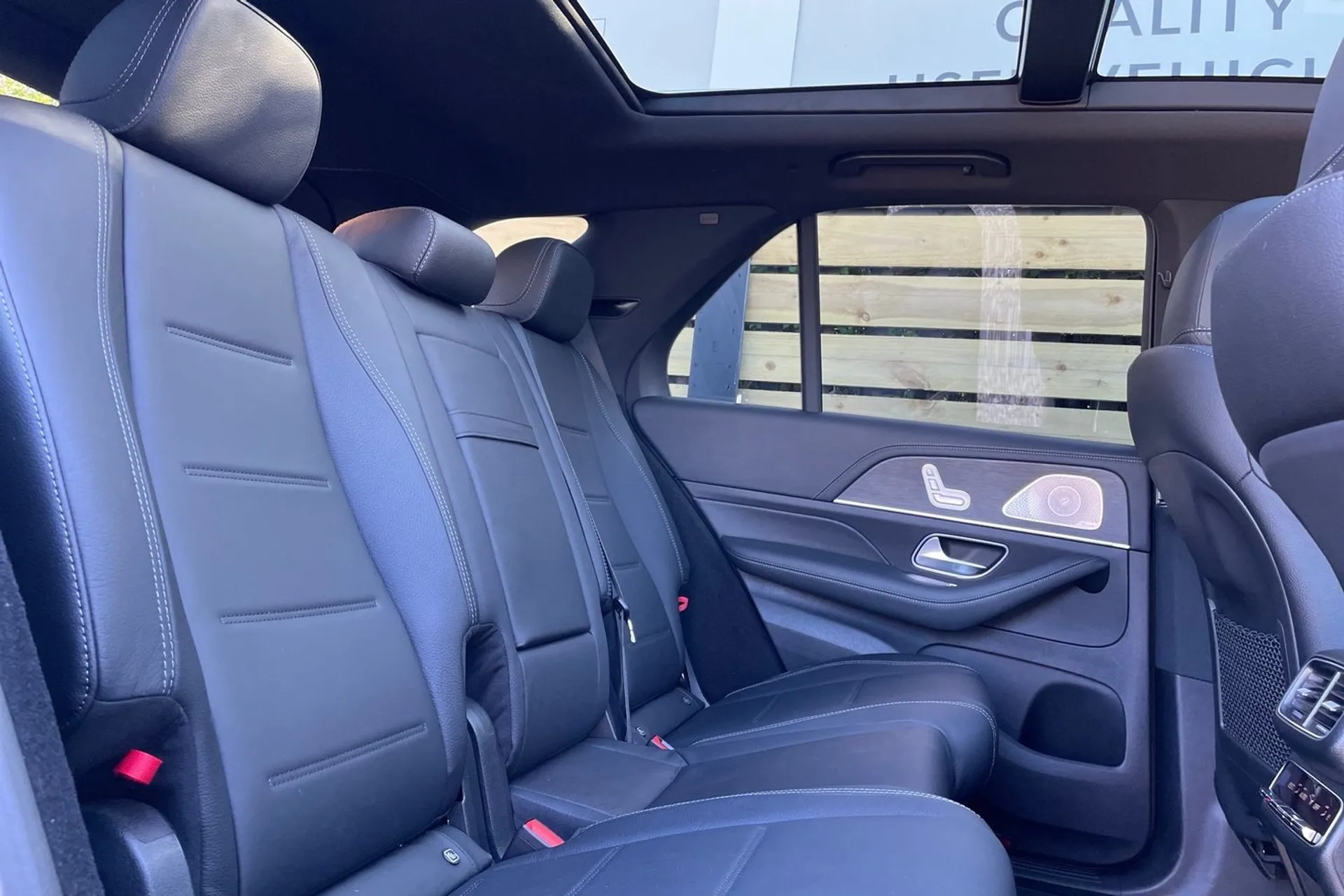 MERCEDES-BENZ GLE thumbnail image number 24