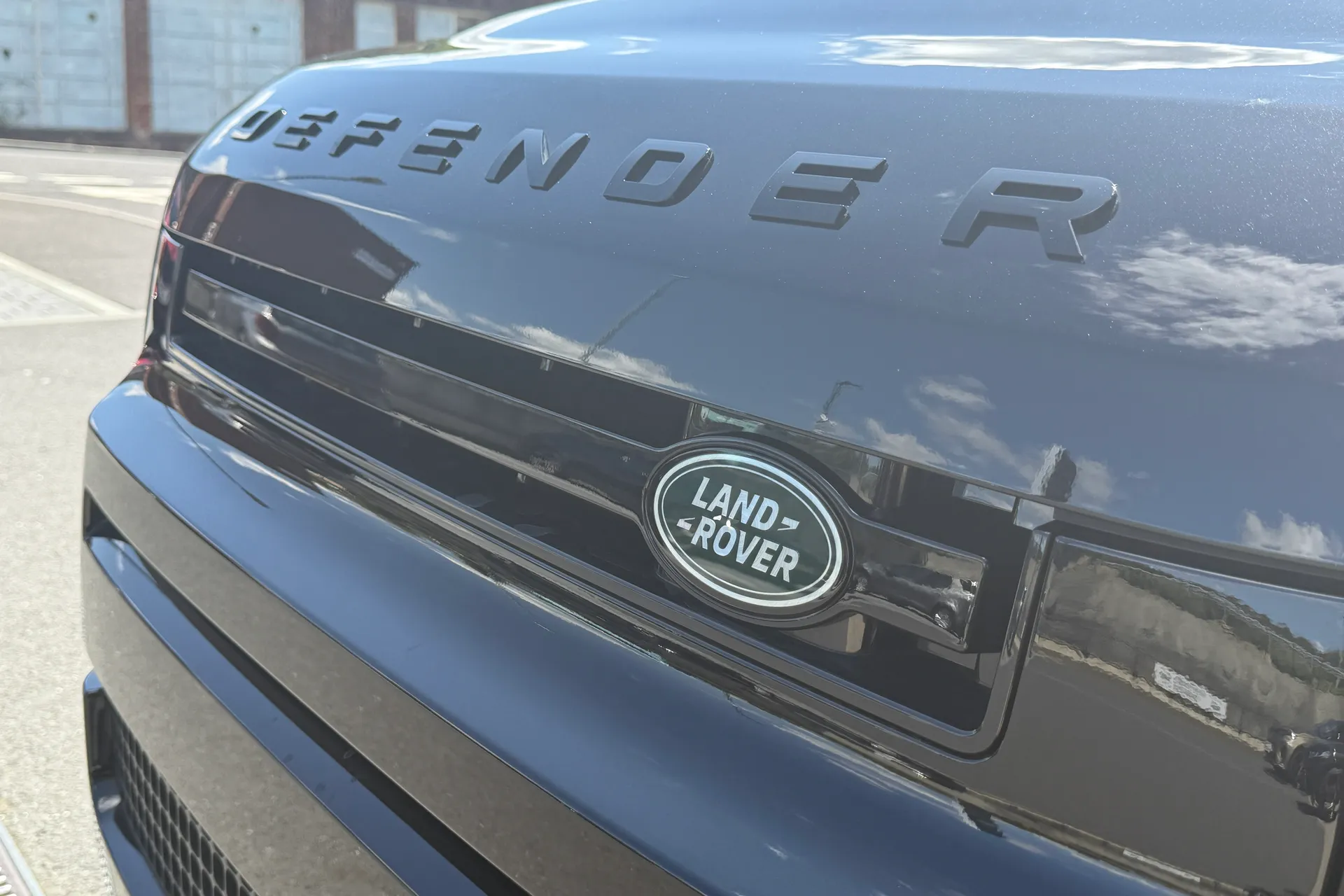 LAND ROVER Defender 130 thumbnail image number 19
