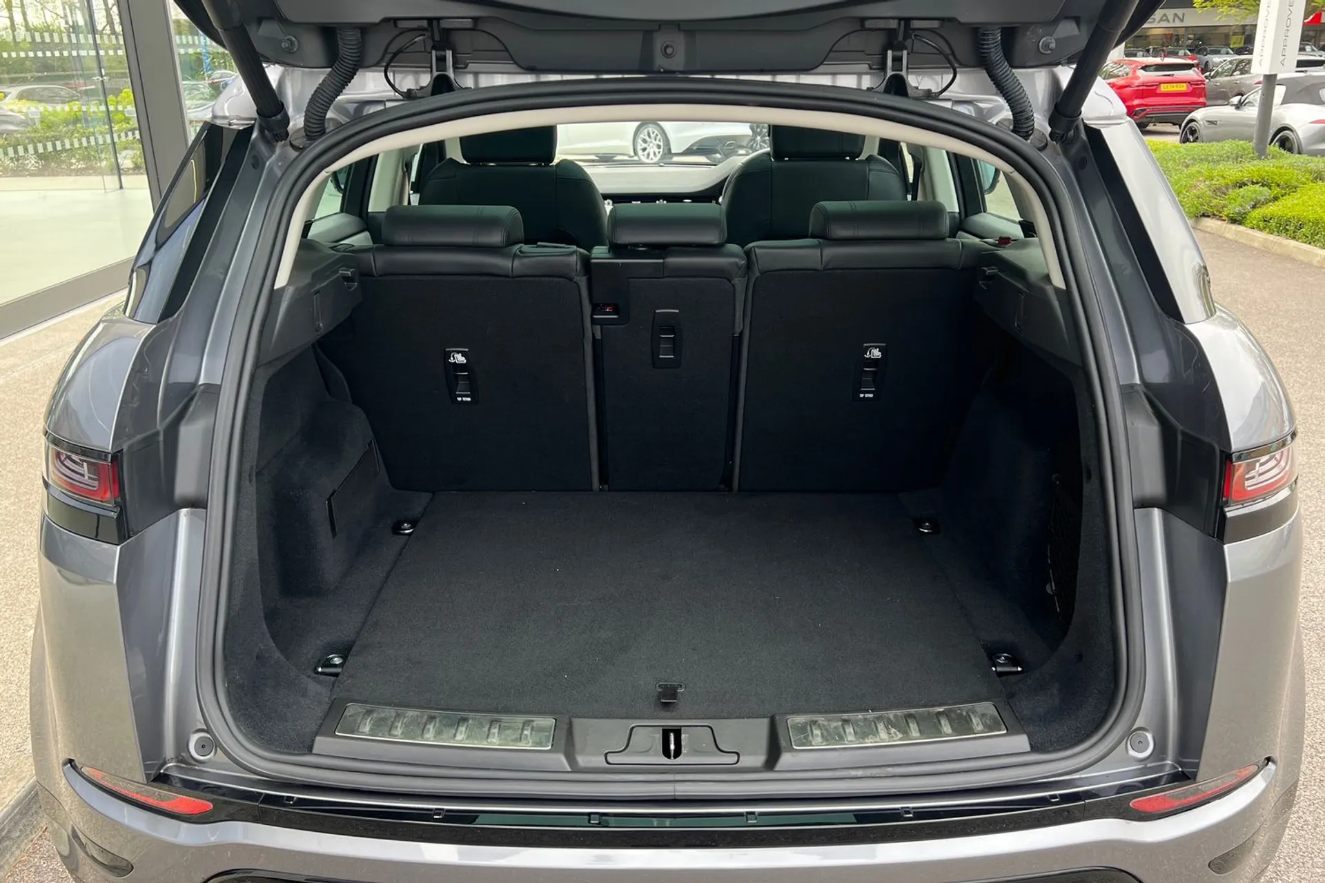 LAND ROVER RANGE ROVER EVOQUE thumbnail image number 29