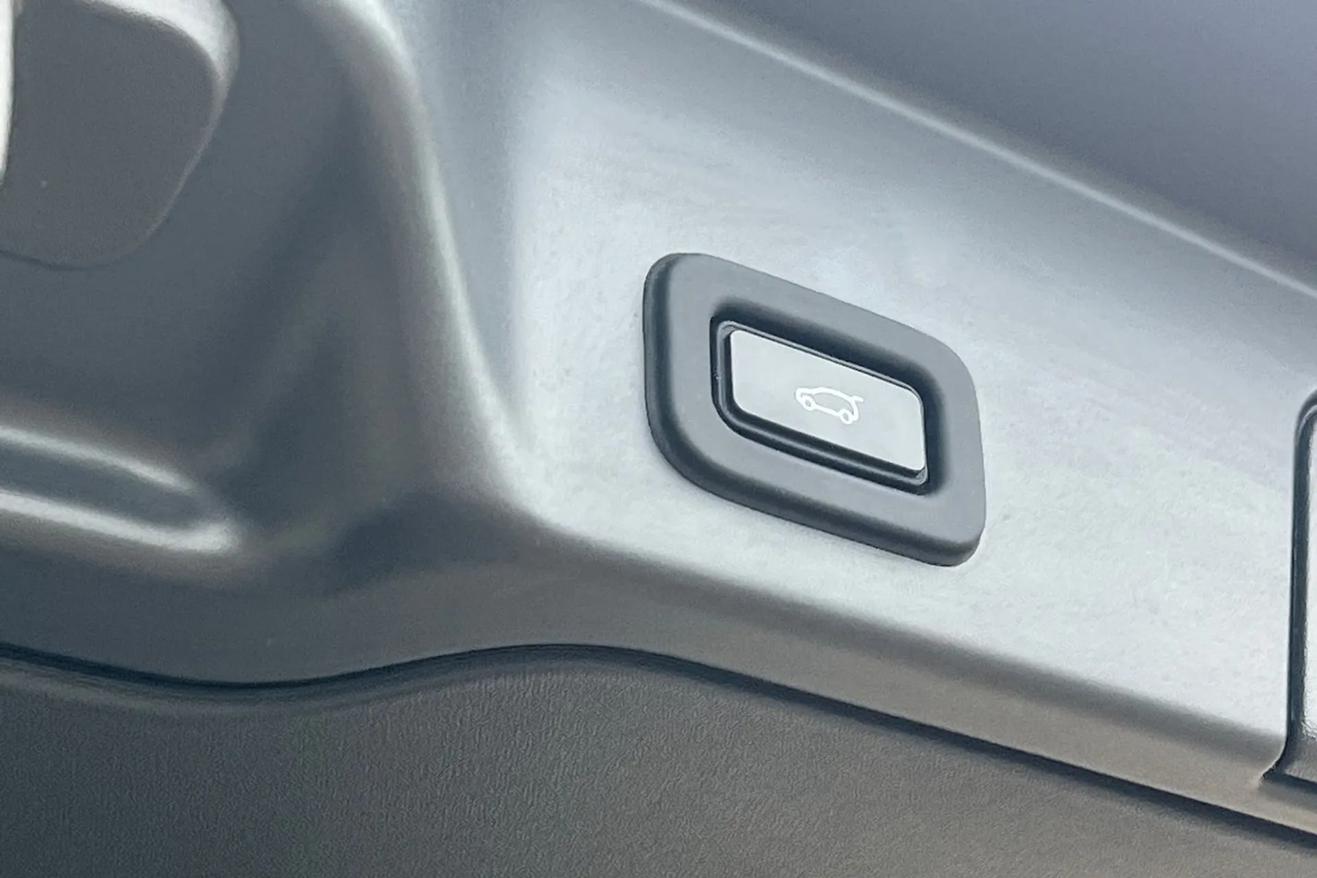 LAND ROVER RANGE ROVER EVOQUE thumbnail image number 28