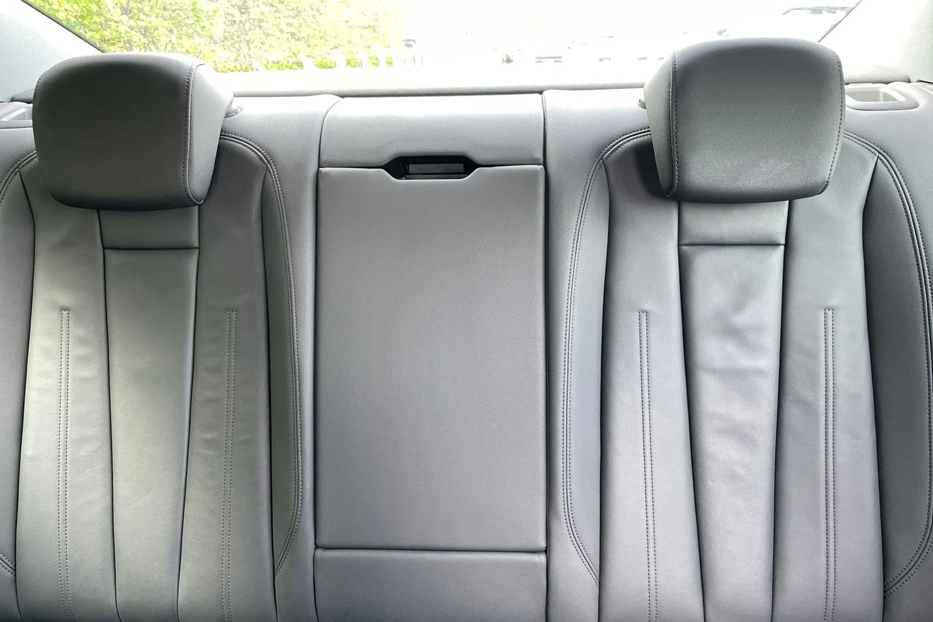 Audi A5 thumbnail image number 39