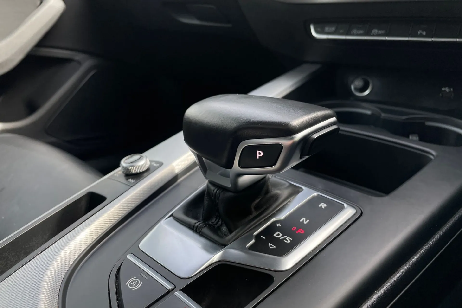 Audi A5 thumbnail image number 26