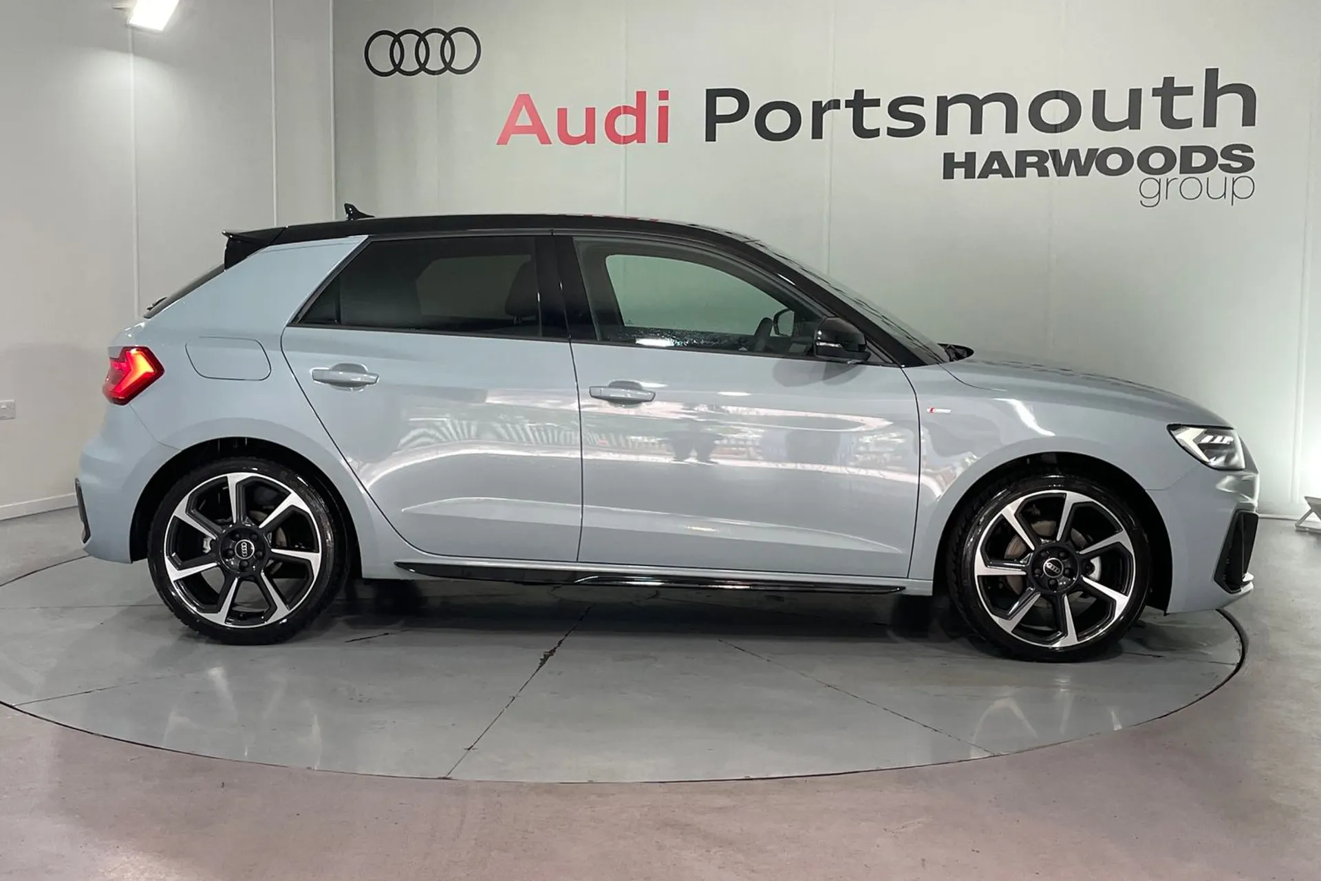 Audi A1 thumbnail image number 2