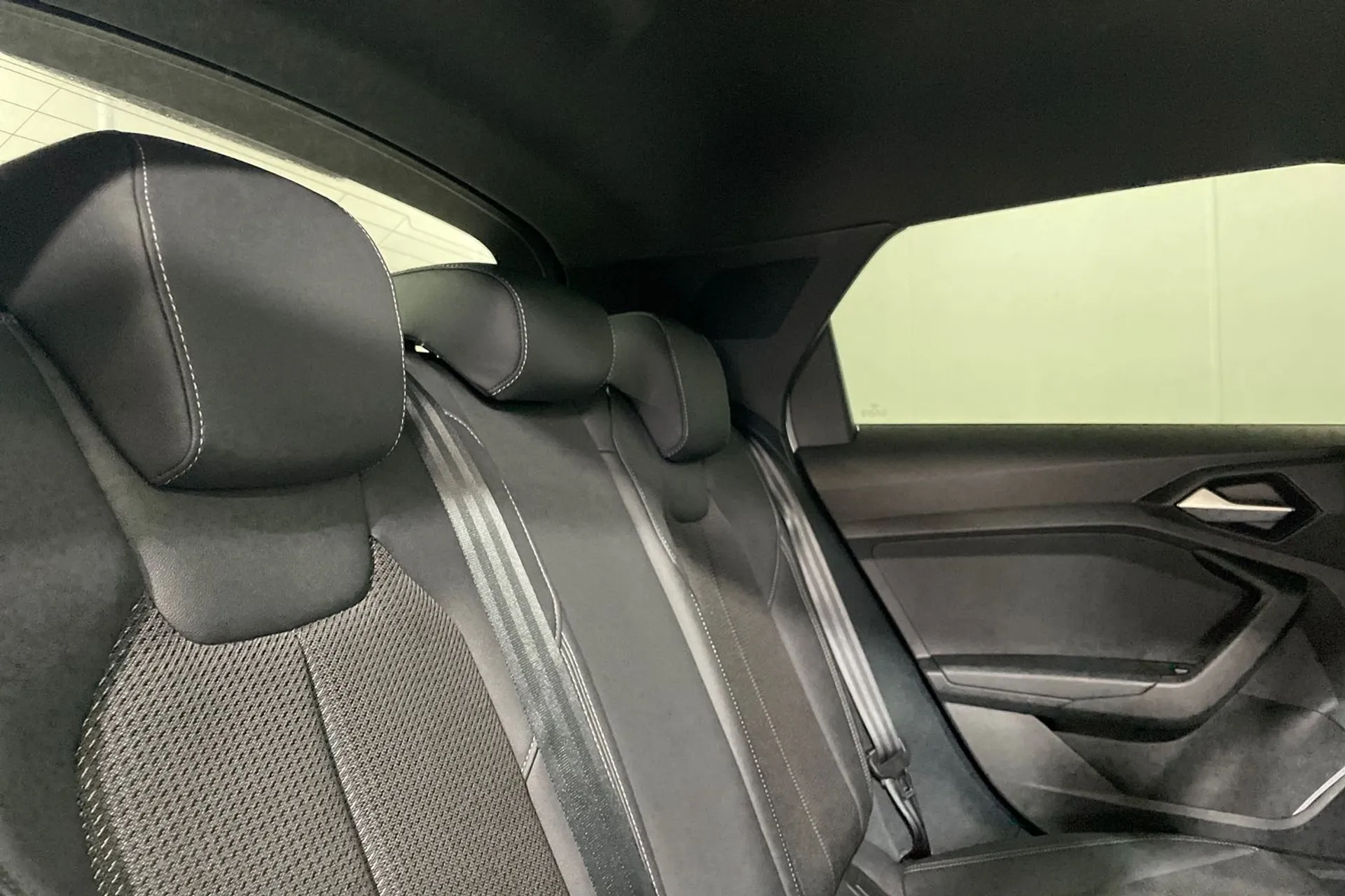 Audi A1 thumbnail image number 20