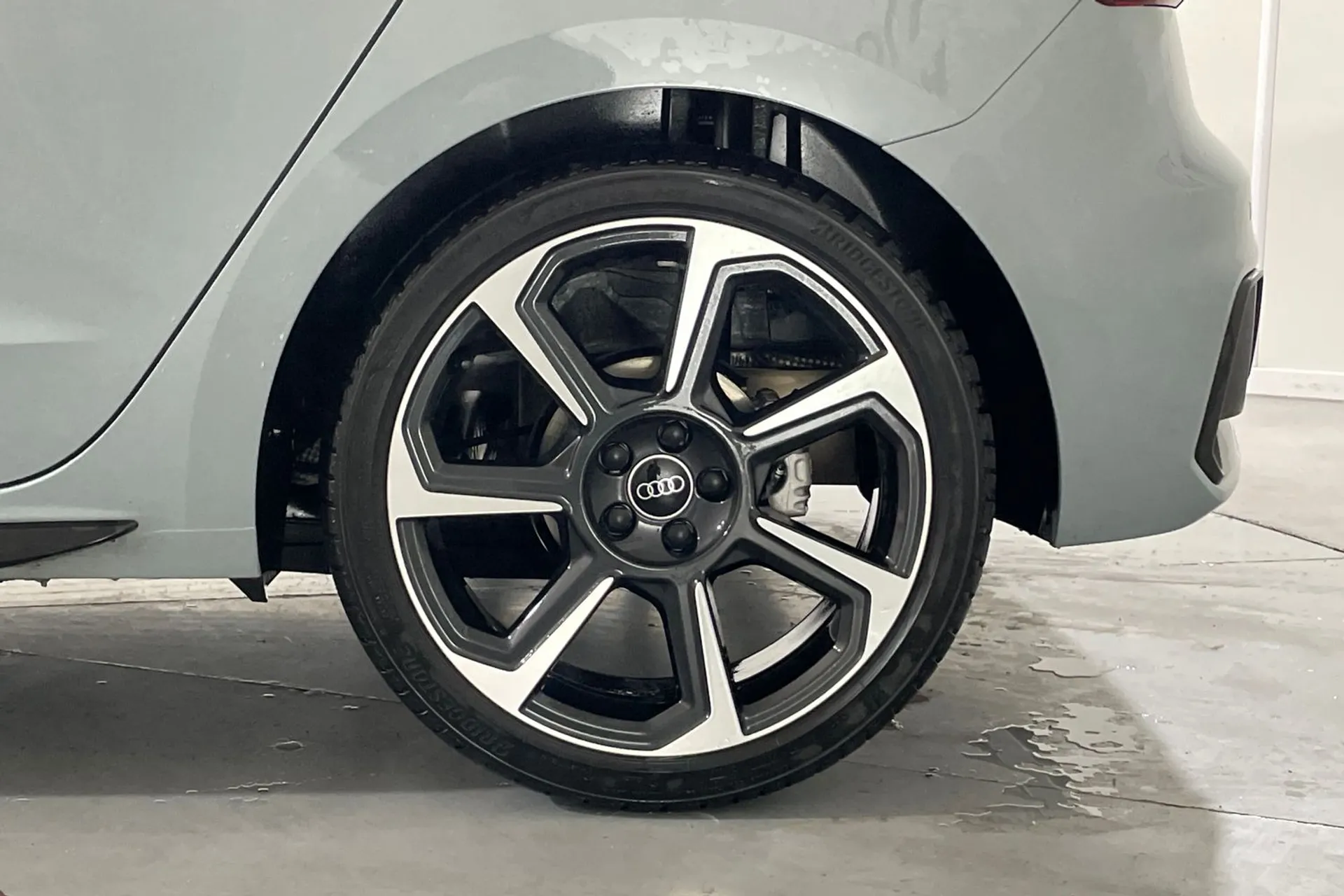 Audi A1 thumbnail image number 12