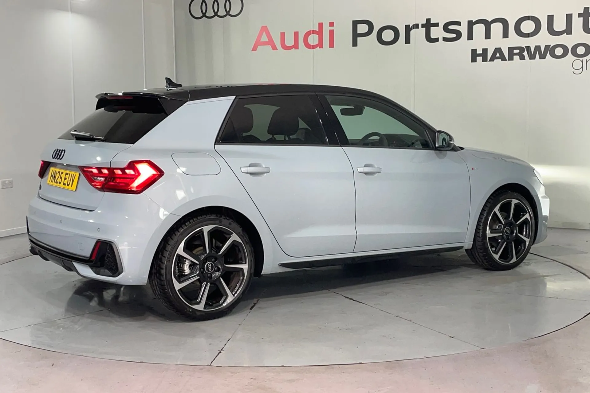 Audi A1 thumbnail image number 10