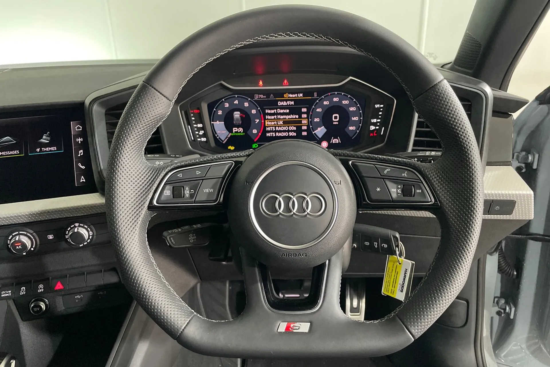 Audi A1 thumbnail image number 35