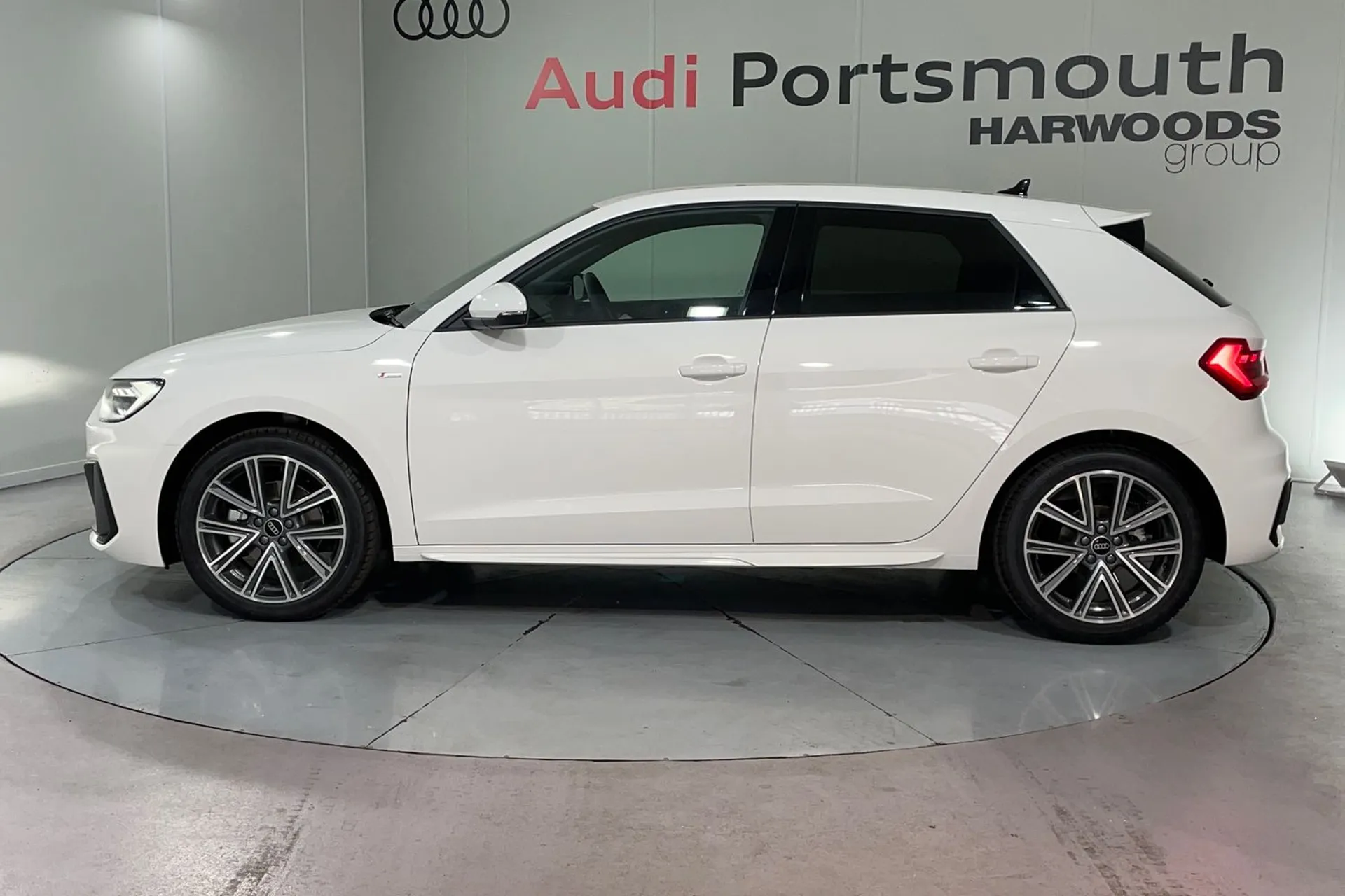 Audi A1 thumbnail image number 8