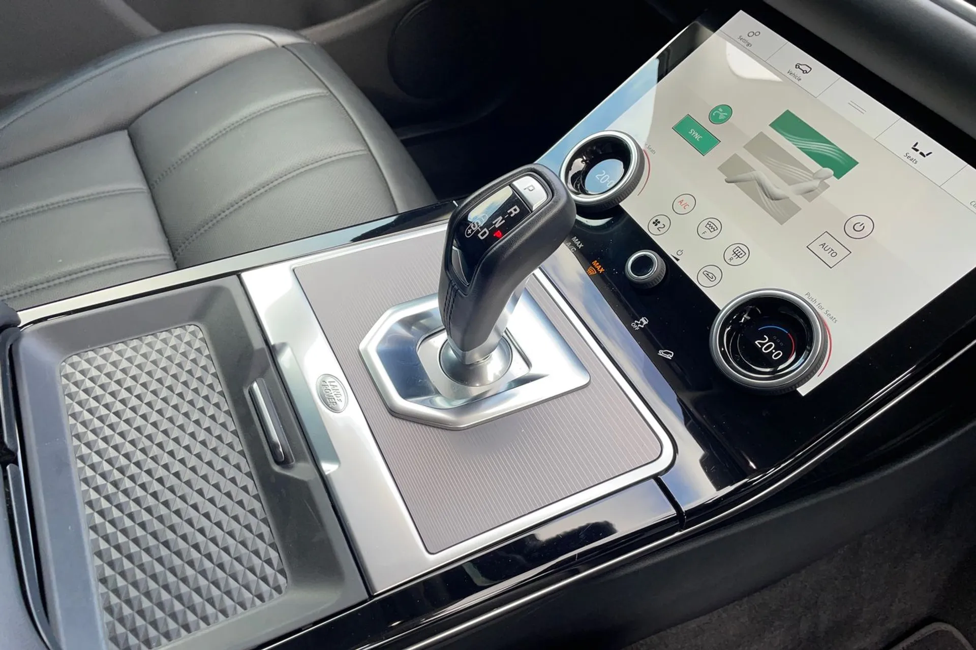 LAND ROVER RANGE ROVER EVOQUE thumbnail image number 19