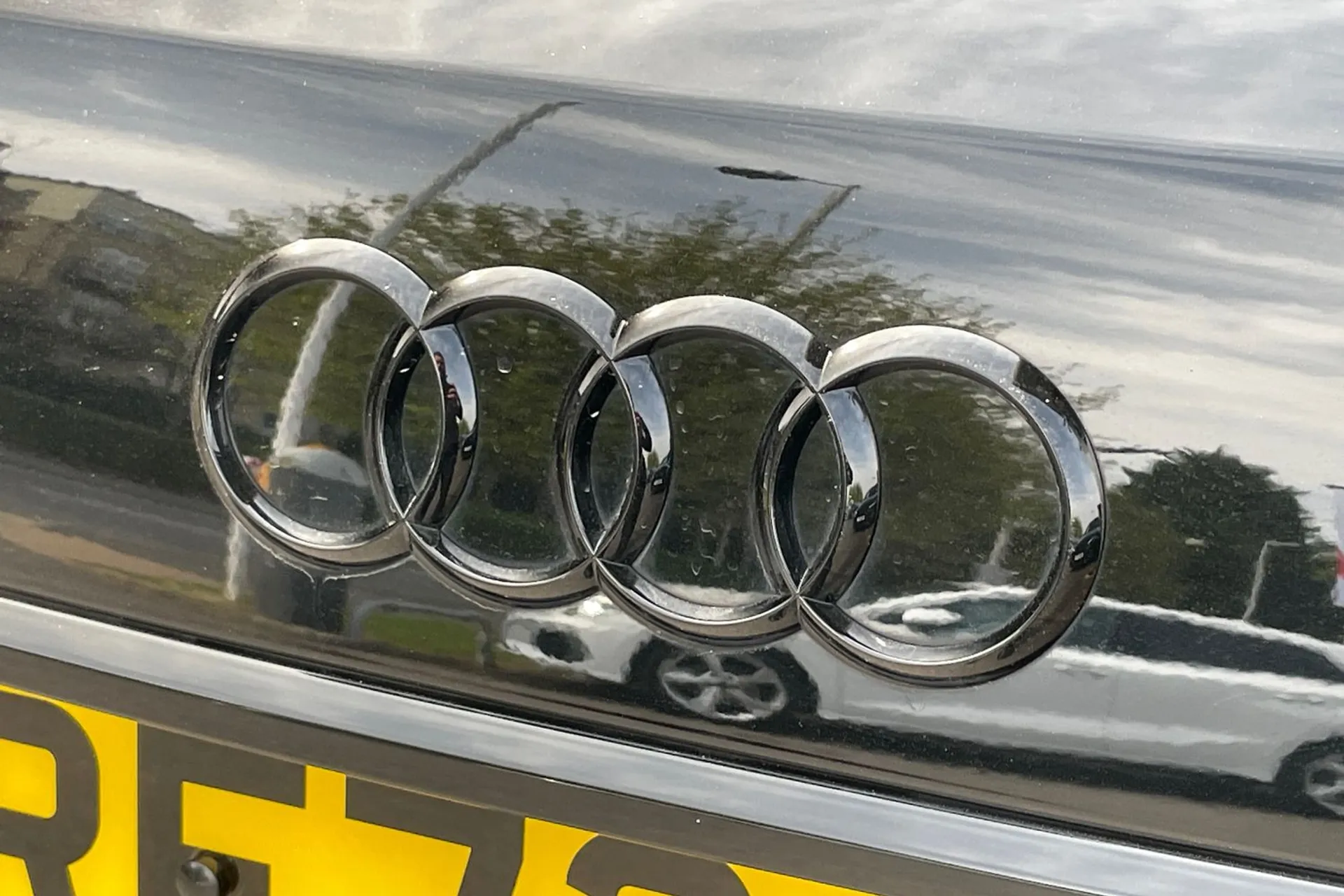 Audi A6 thumbnail image number 50