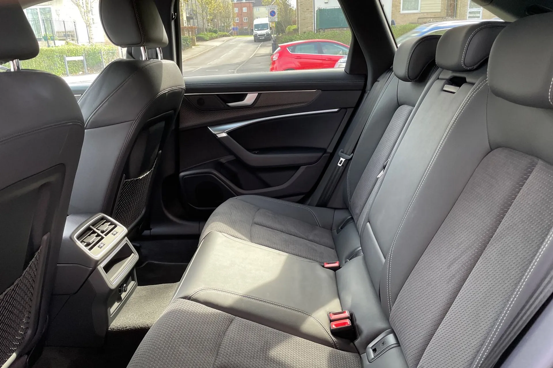 Audi A6 thumbnail image number 29