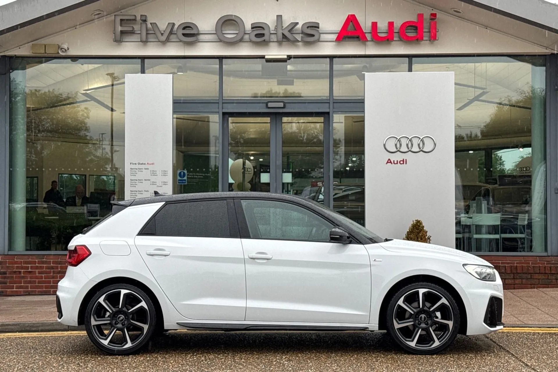 Audi A1 thumbnail image number 2