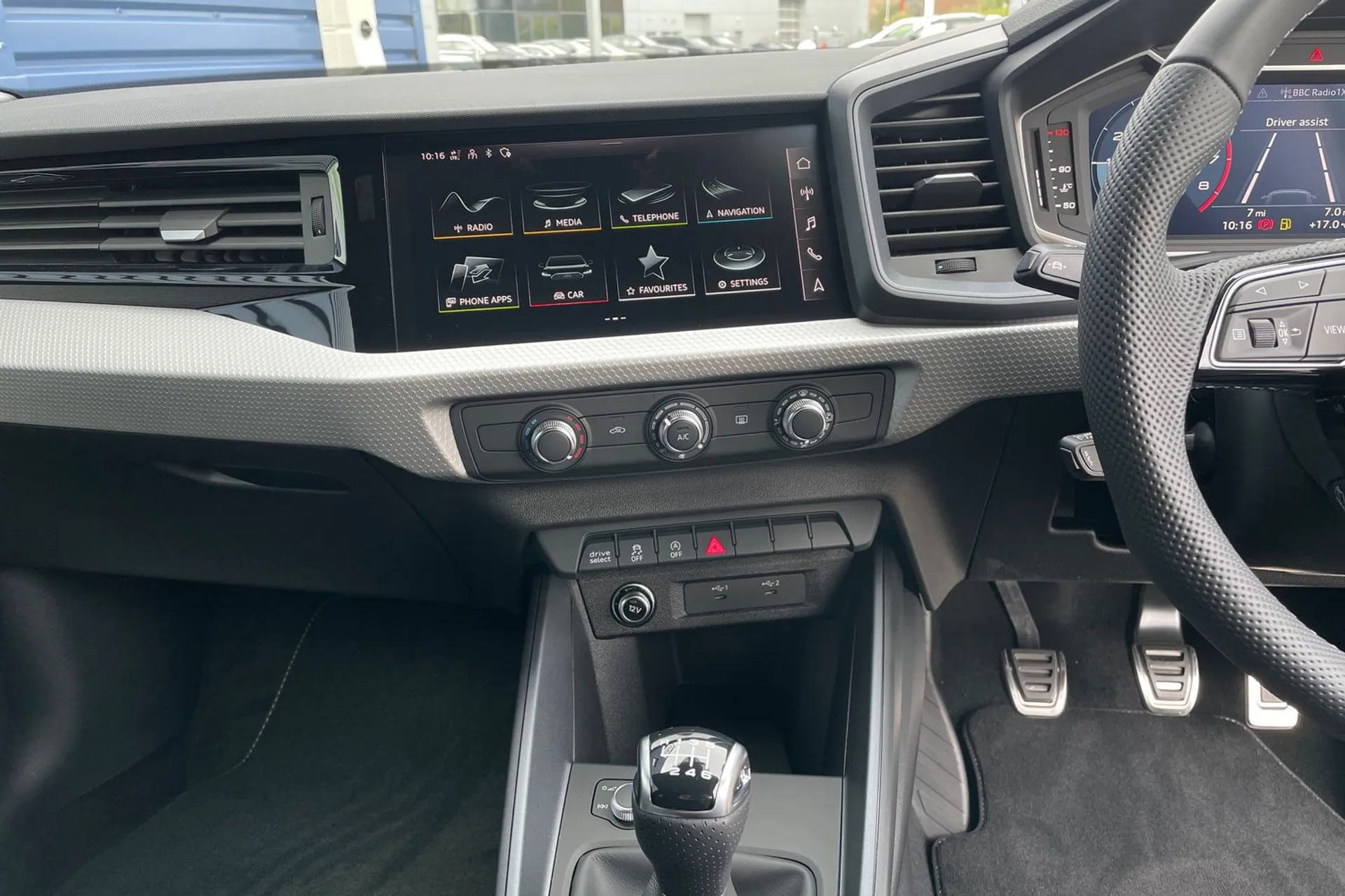 Audi A1 thumbnail image number 33