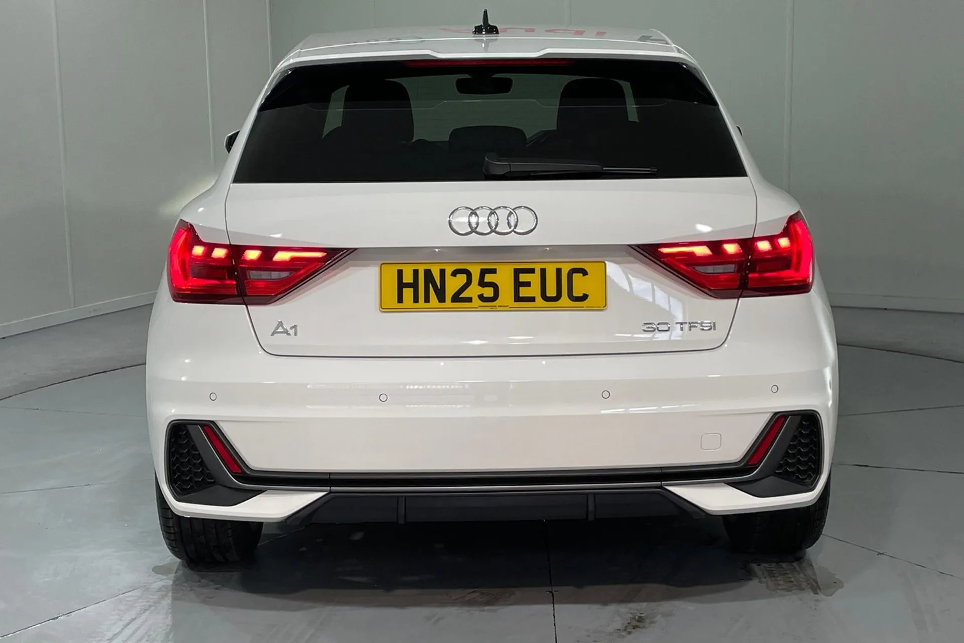 Audi A1 thumbnail image number 6