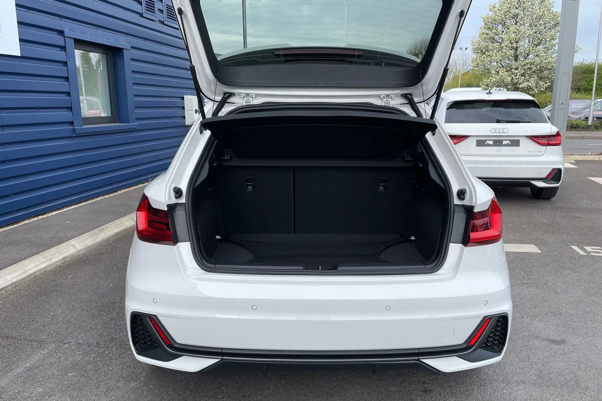 Audi A1 thumbnail image number 16