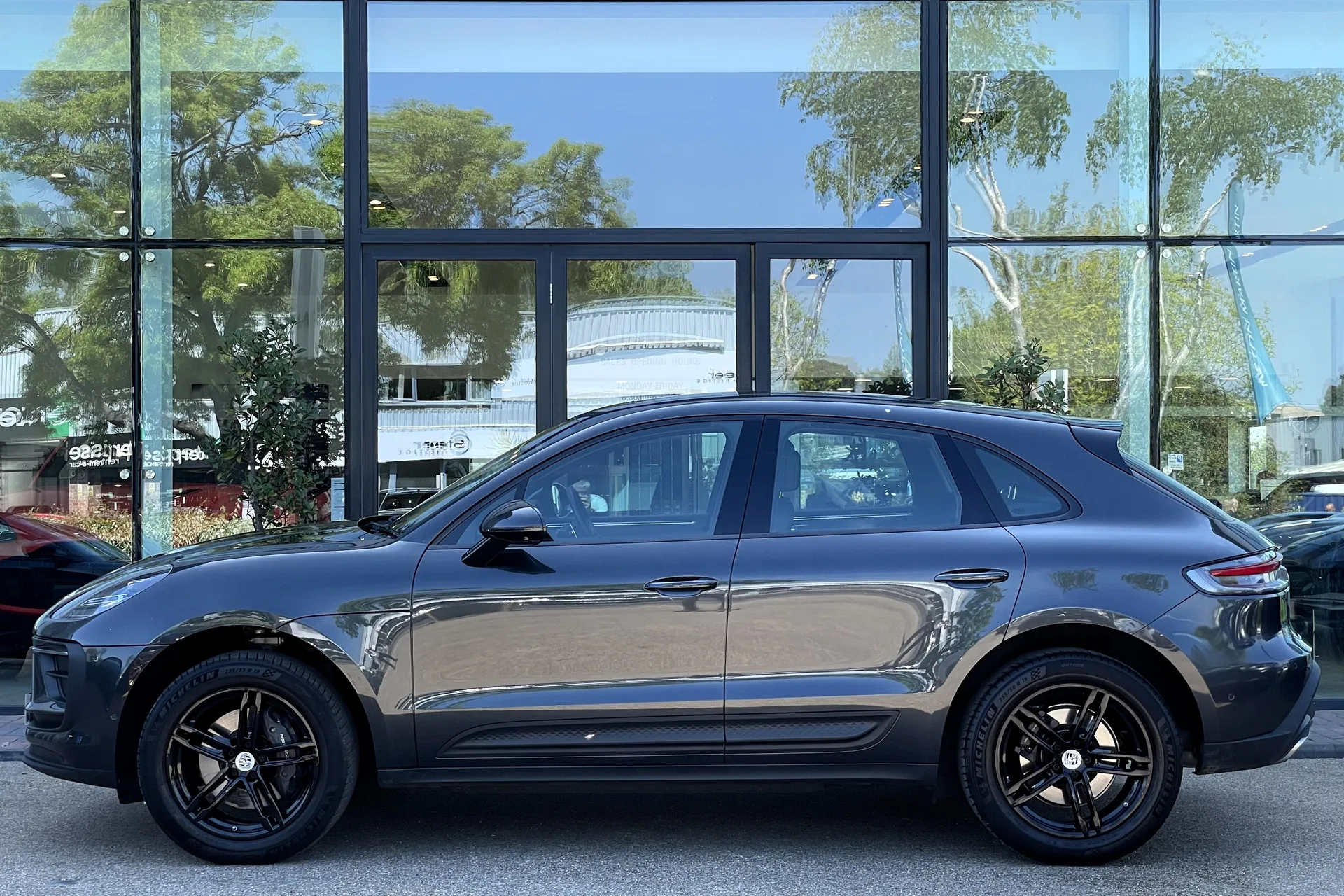 Porsche MACAN thumbnail image number 53