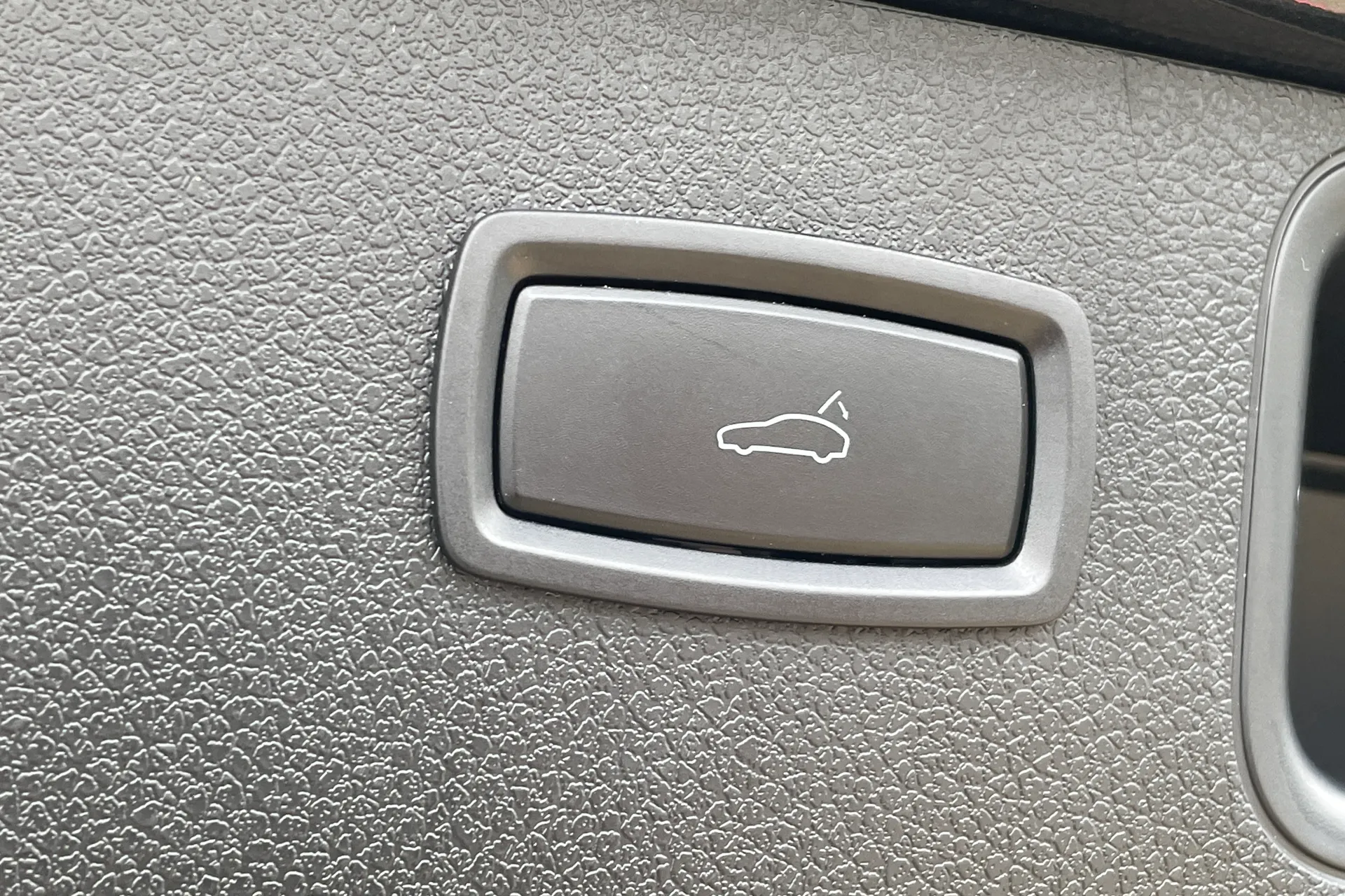 Porsche MACAN thumbnail image number 20