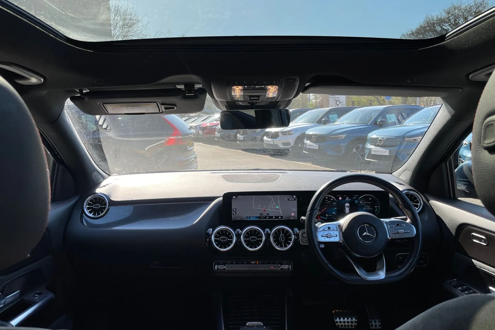 MERCEDES-BENZ GLA thumbnail image number 3