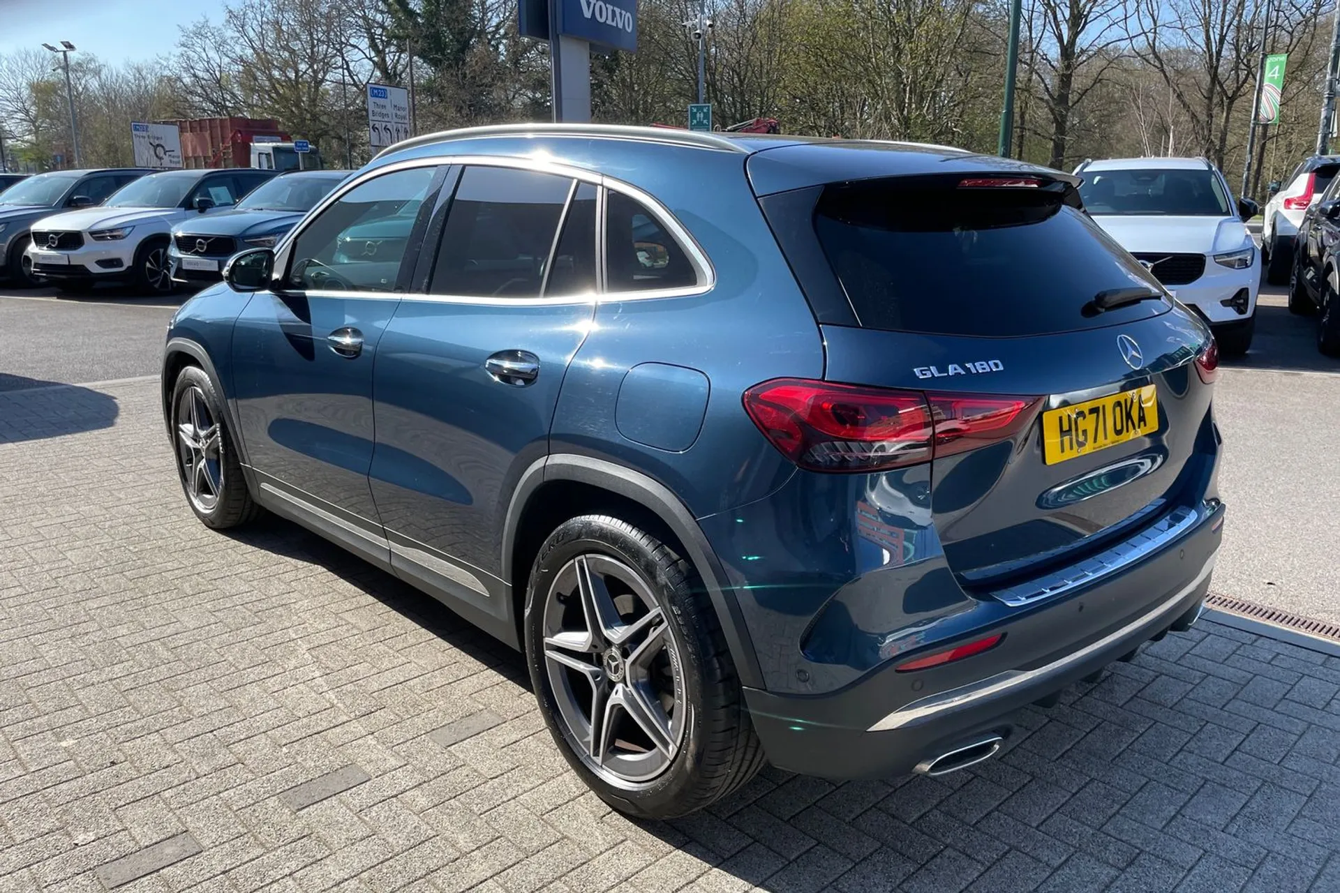 MERCEDES-BENZ GLA thumbnail image number 9