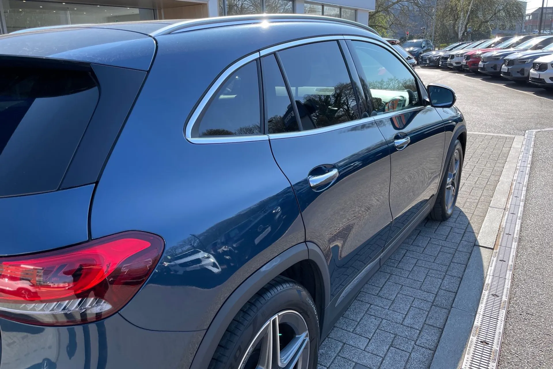 MERCEDES-BENZ GLA thumbnail image number 14