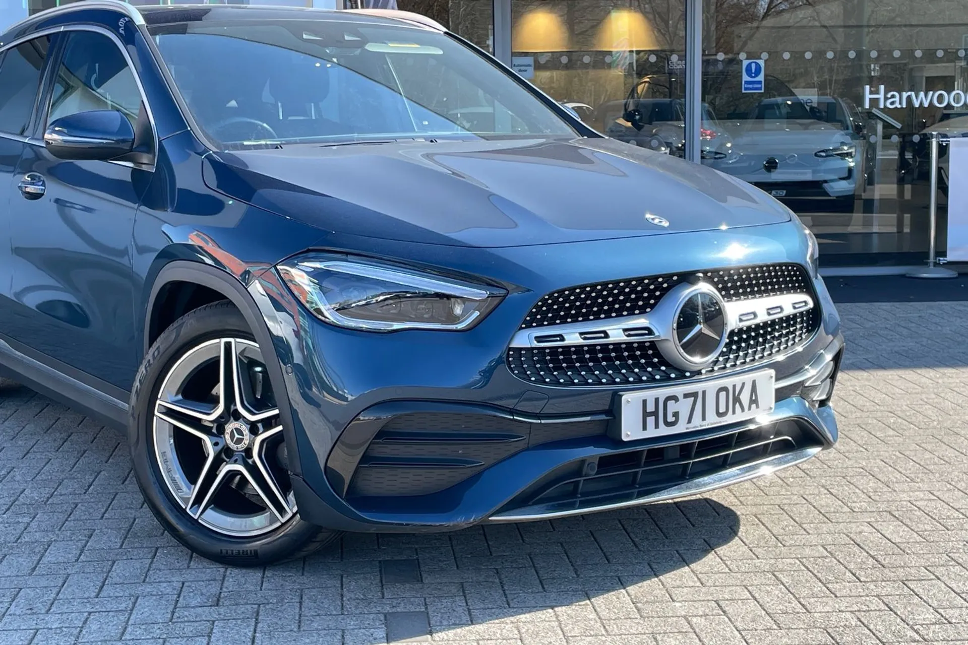 MERCEDES-BENZ GLA thumbnail image number 6