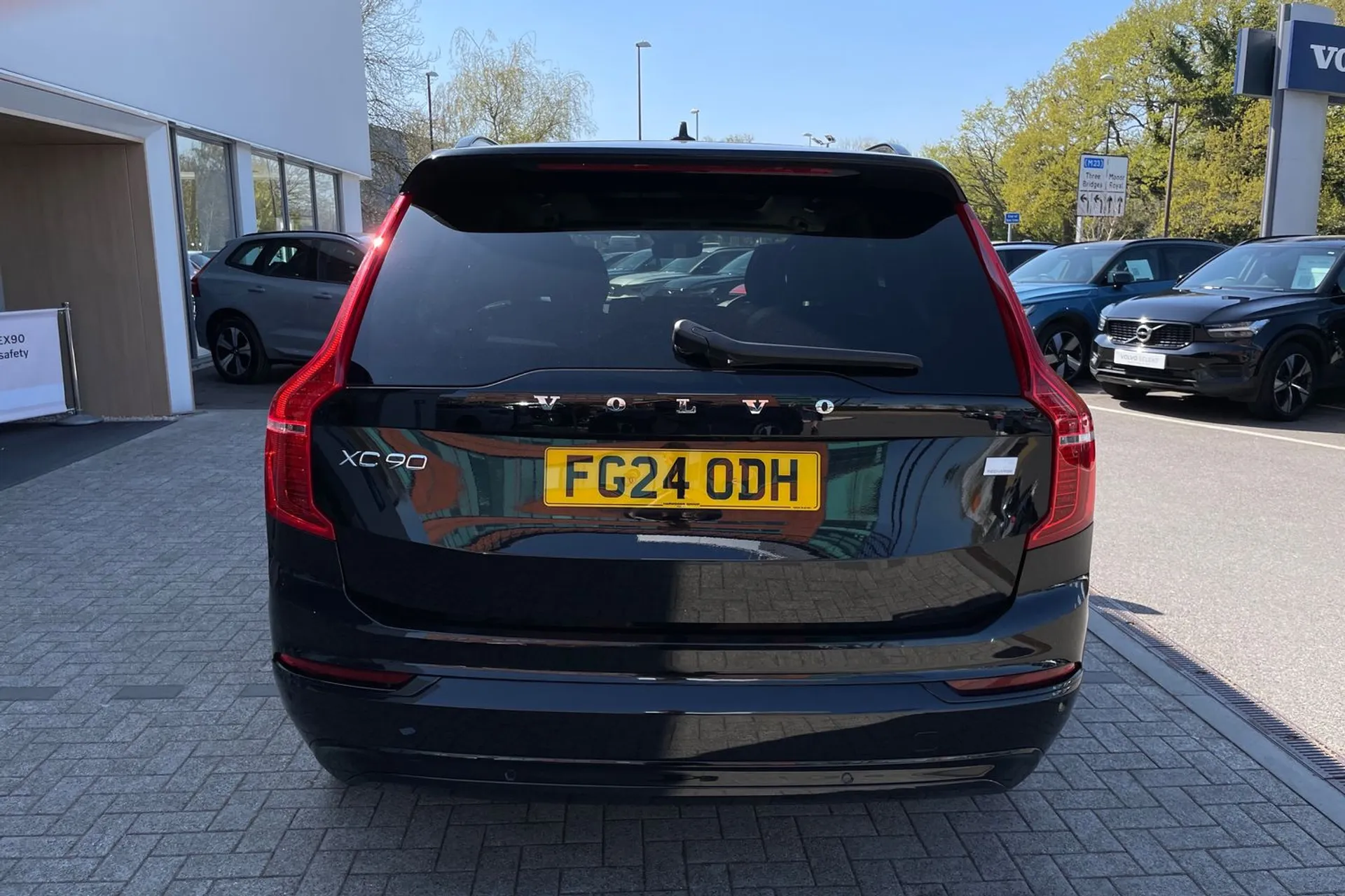 Volvo XC90 thumbnail image number 10