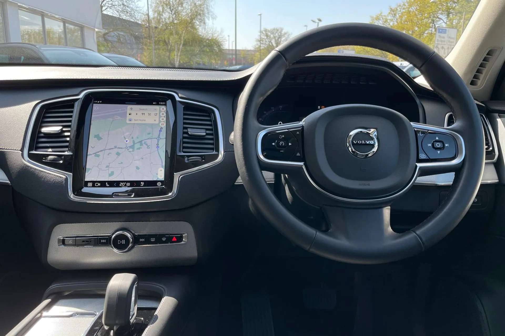 Volvo XC90 thumbnail image number 35
