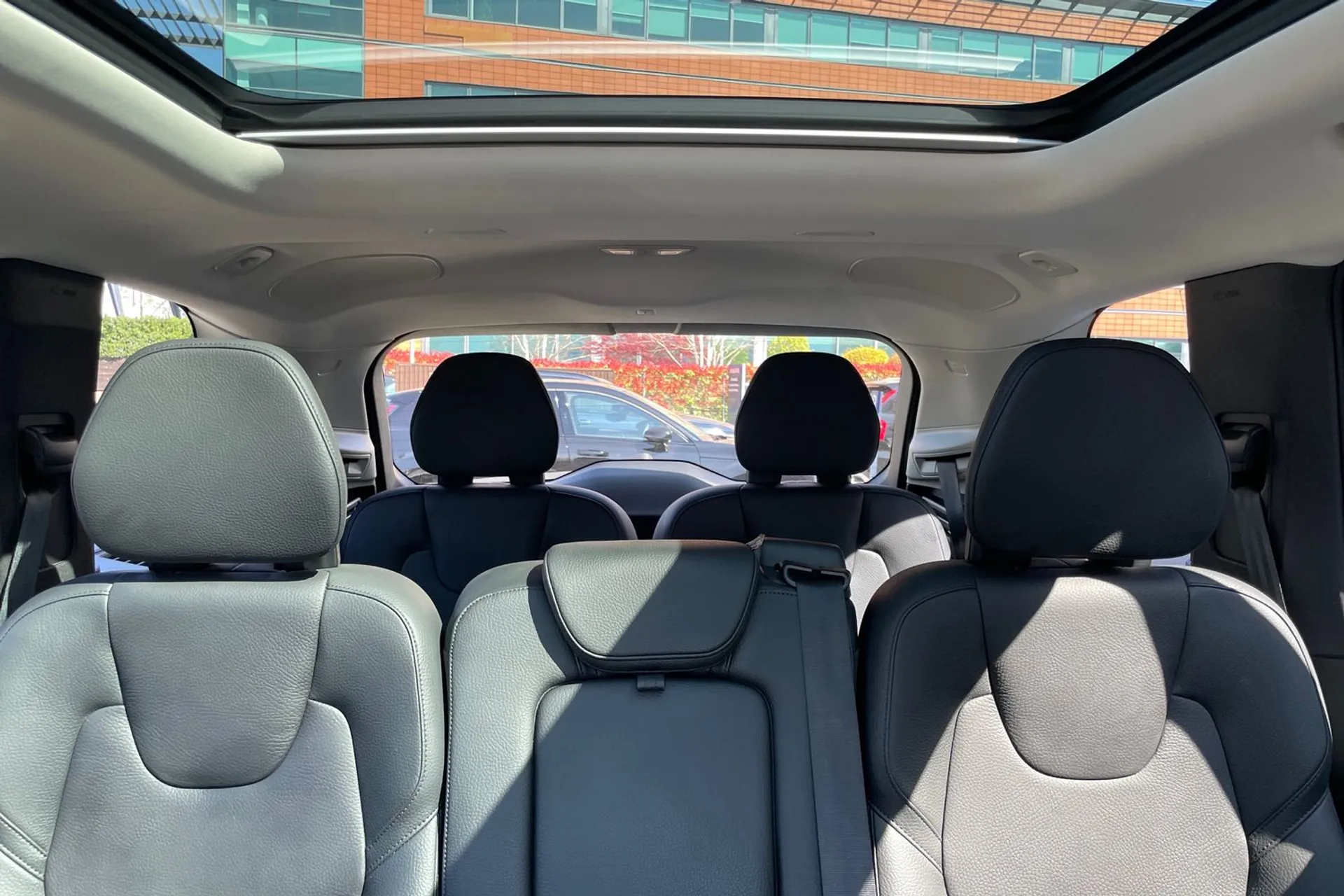 Volvo XC90 thumbnail image number 6