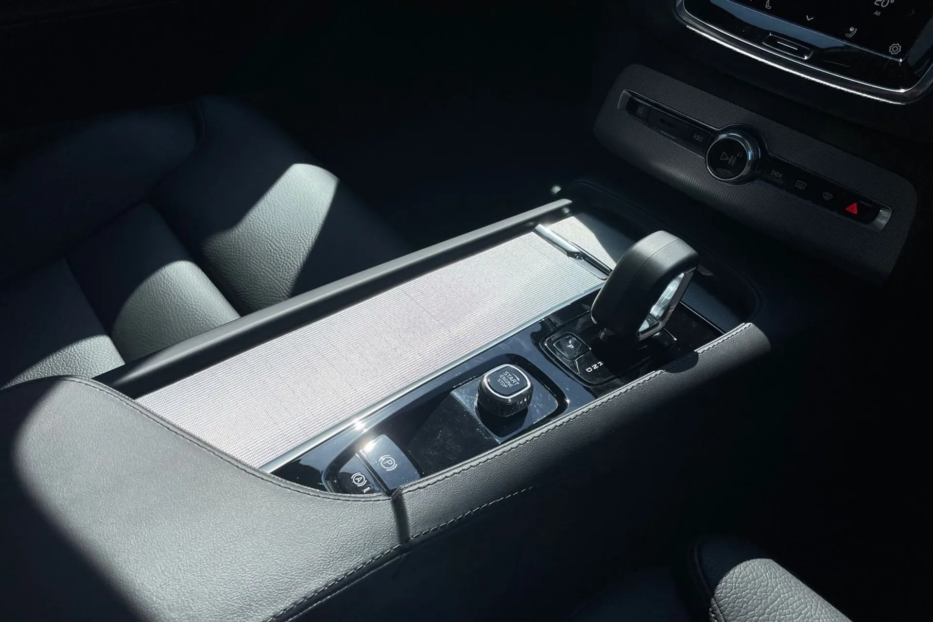Volvo XC90 thumbnail image number 46