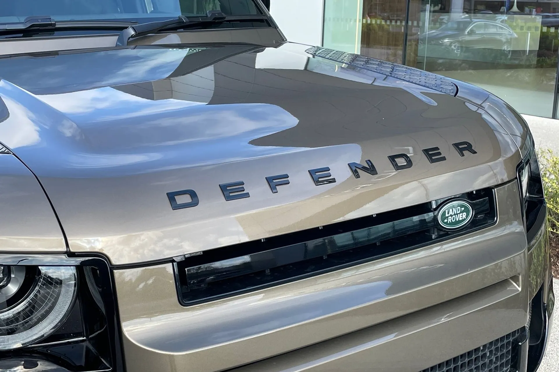 LAND ROVER Defender 110 thumbnail image number 52