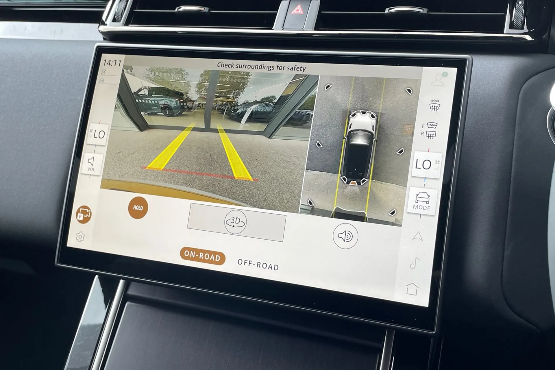 LAND ROVER RANGE ROVER VELAR thumbnail image number 4