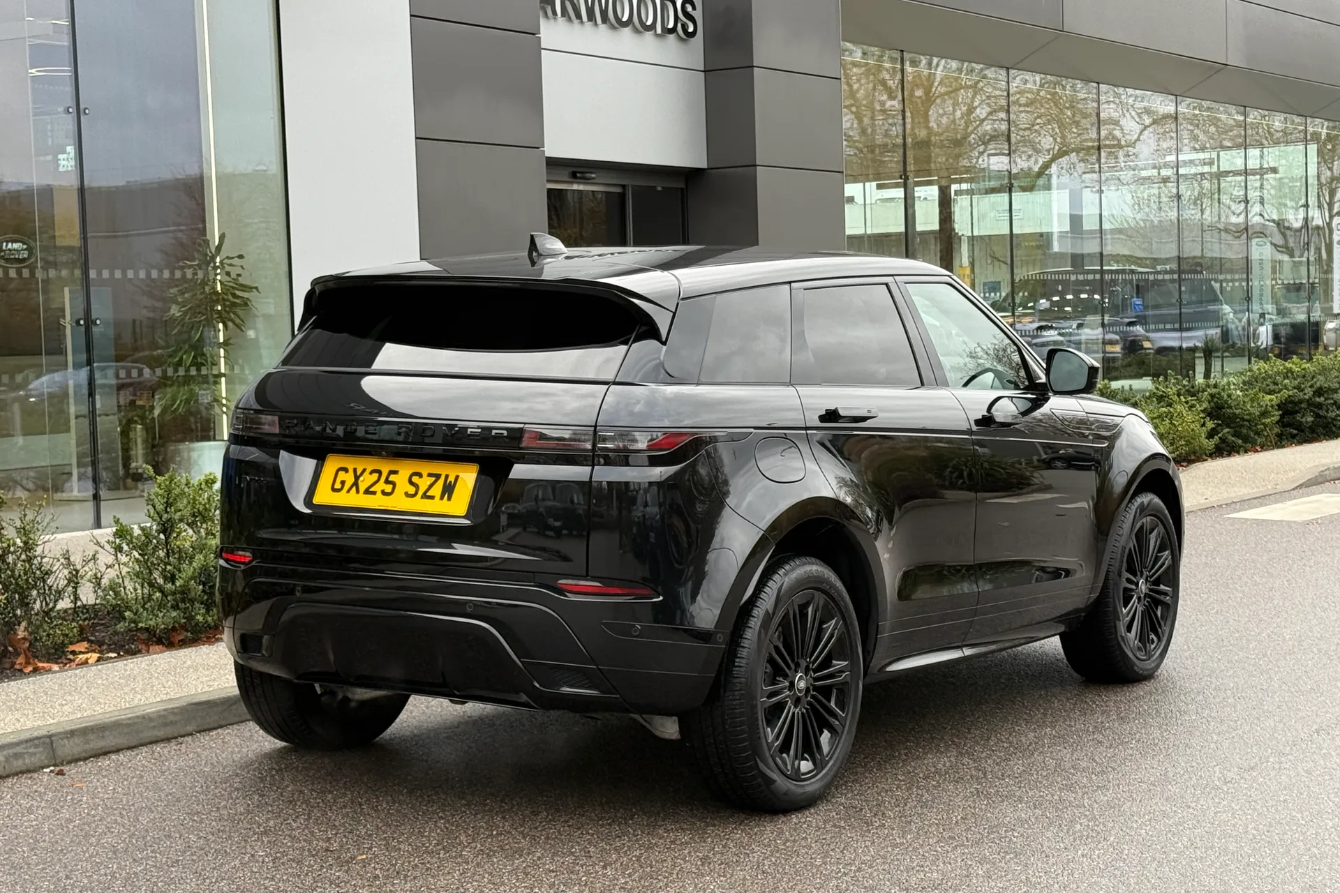 LAND ROVER RANGE ROVER EVOQUE thumbnail image number 11