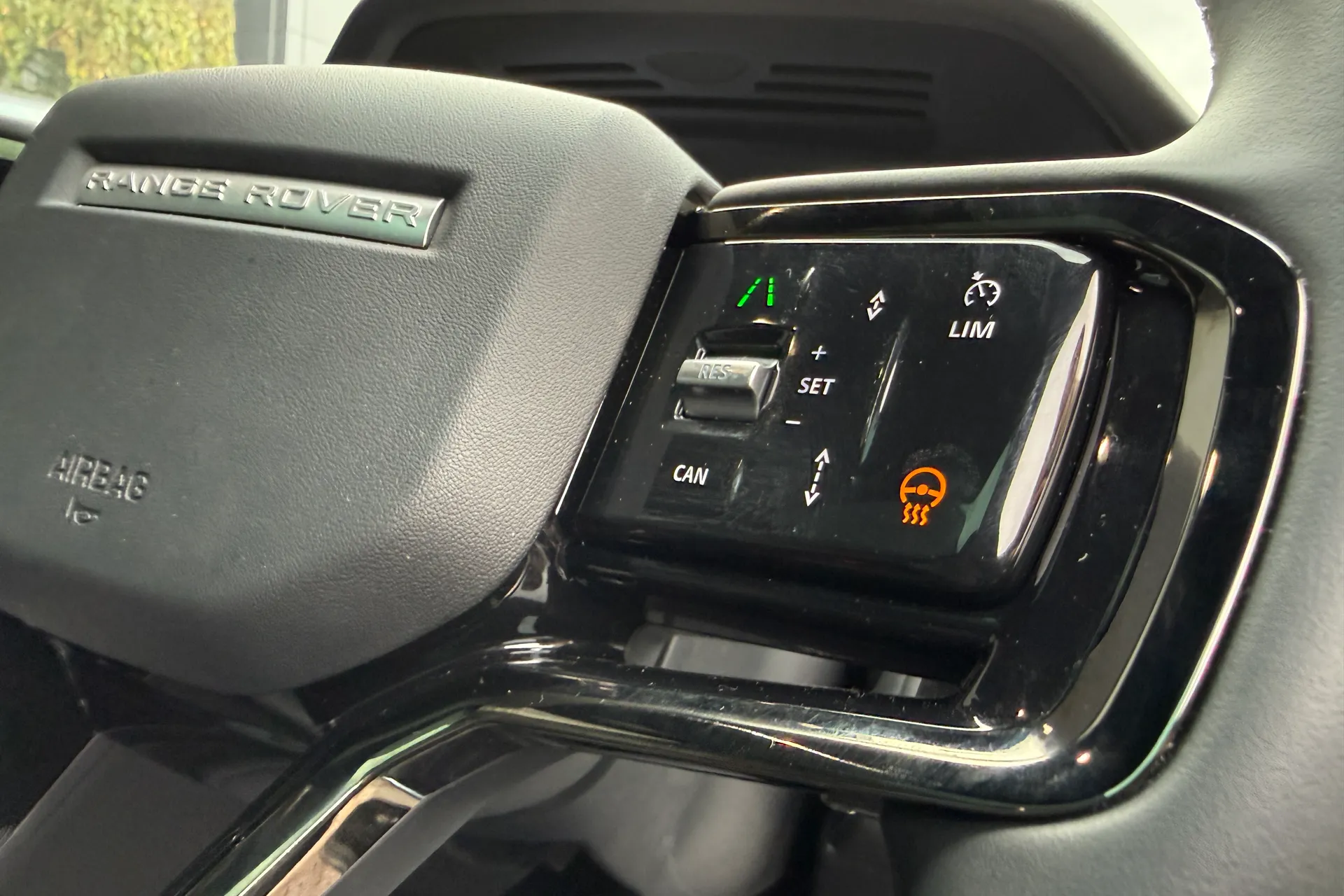 LAND ROVER RANGE ROVER EVOQUE thumbnail image number 48