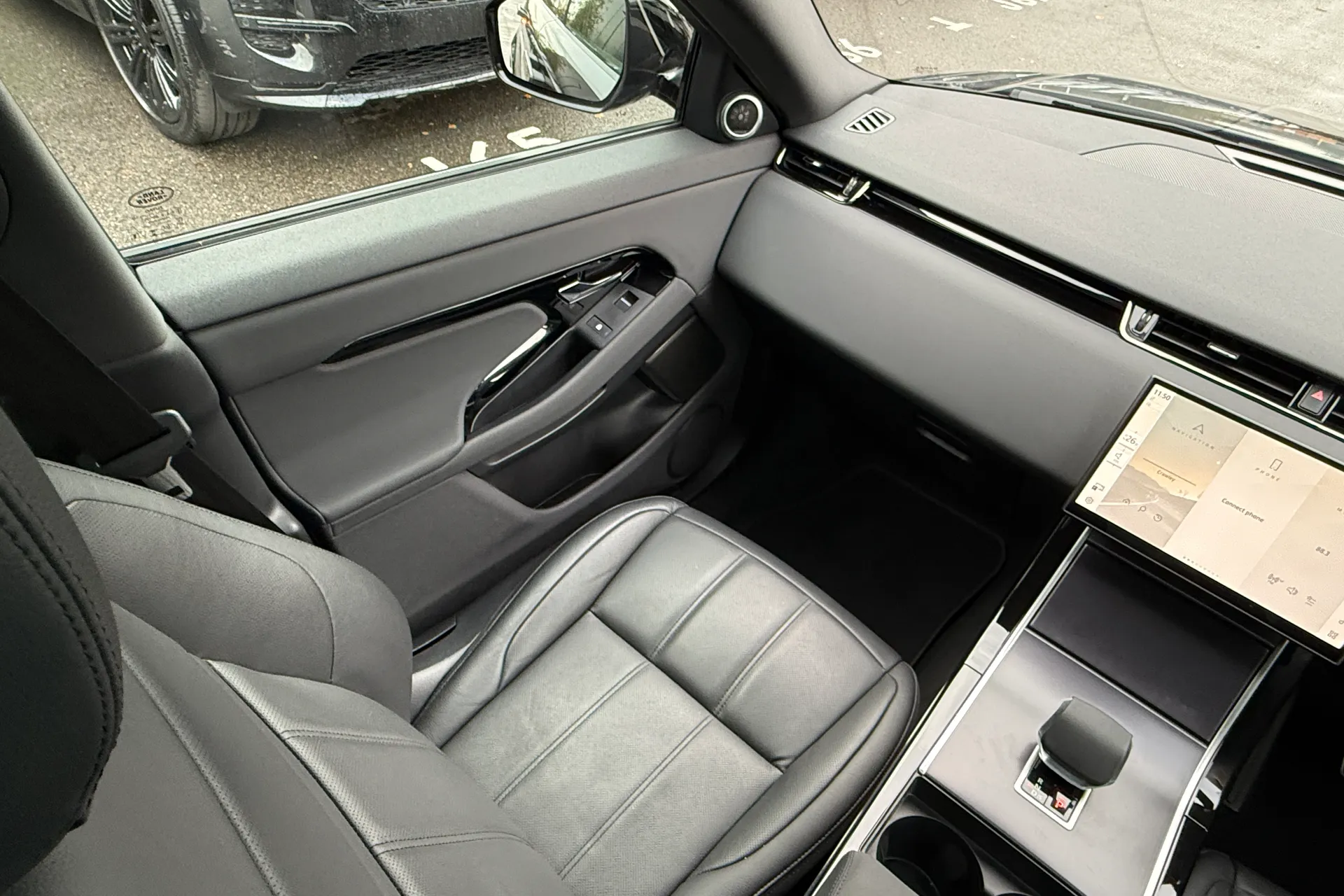 LAND ROVER RANGE ROVER EVOQUE thumbnail image number 22