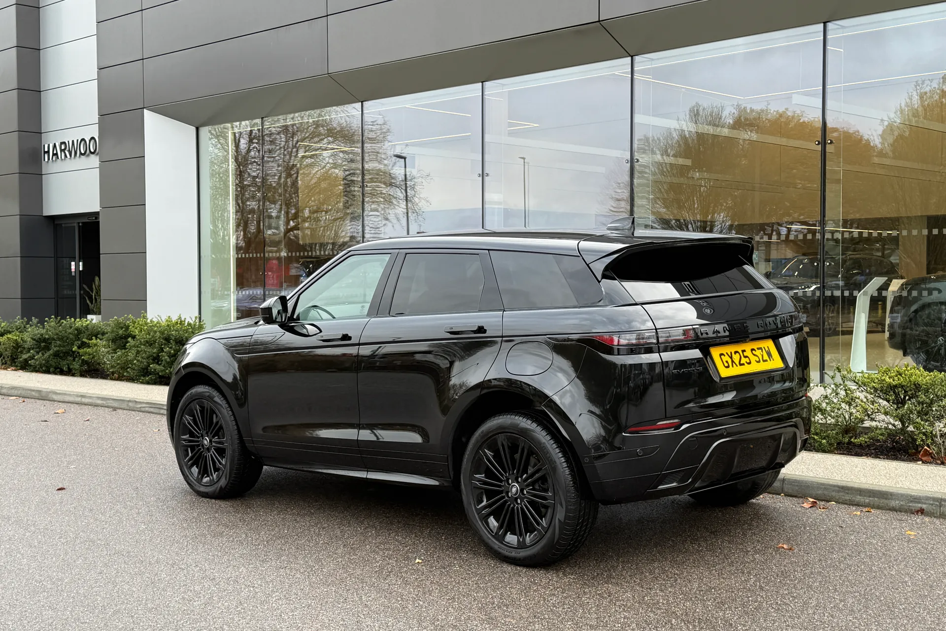 LAND ROVER RANGE ROVER EVOQUE thumbnail image number 17