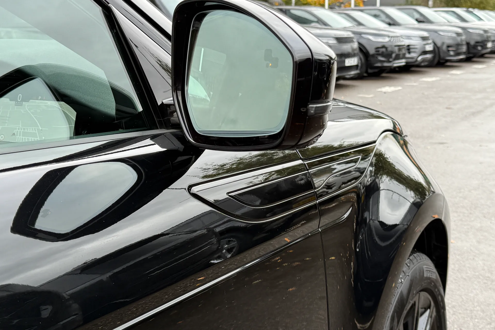 LAND ROVER RANGE ROVER EVOQUE thumbnail image number 12