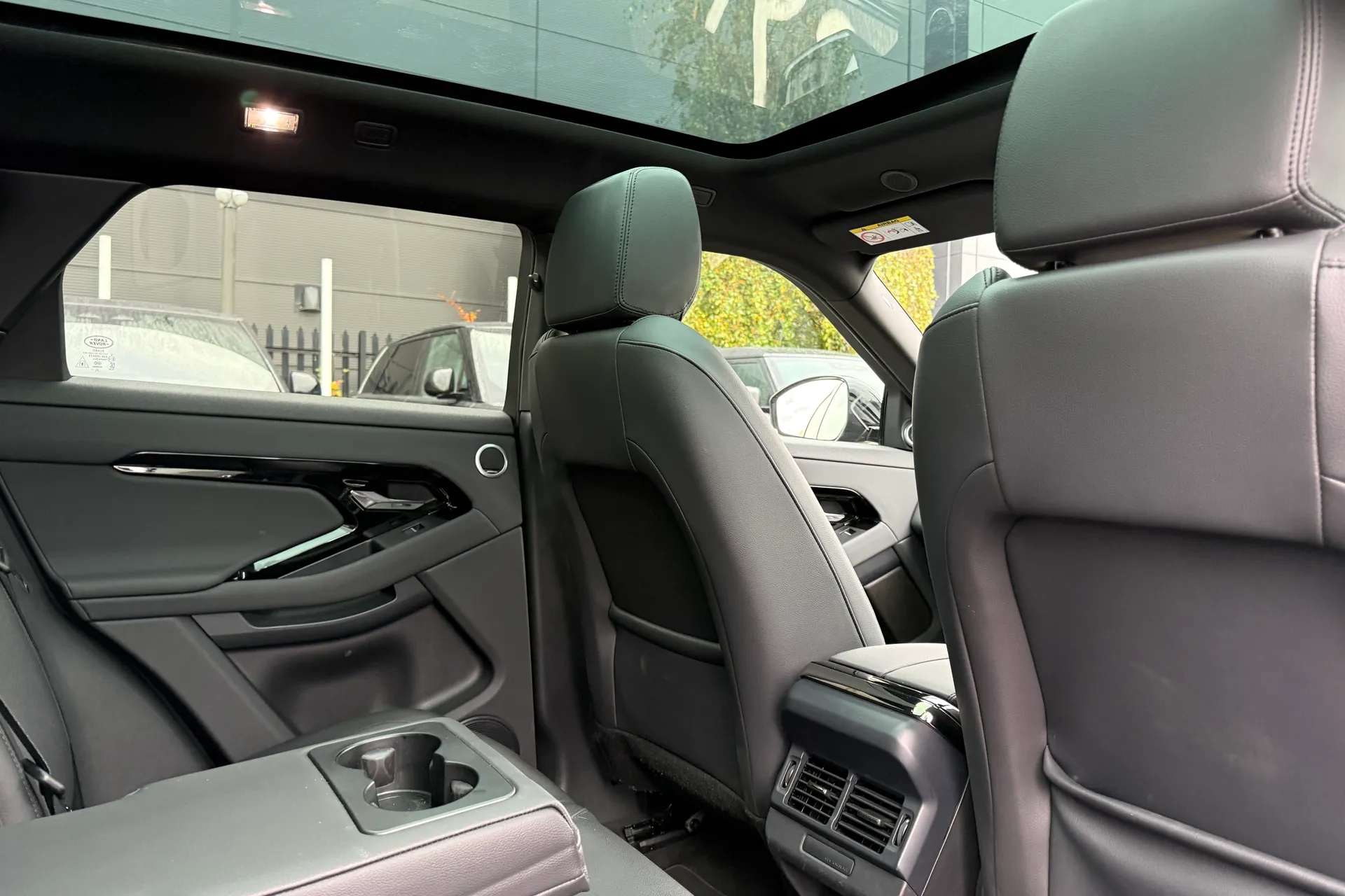 LAND ROVER RANGE ROVER EVOQUE thumbnail image number 34