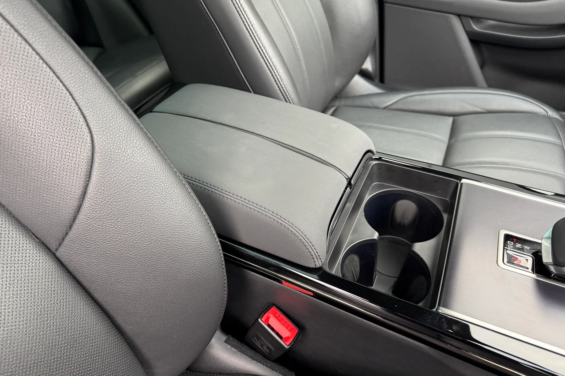 LAND ROVER RANGE ROVER EVOQUE thumbnail image number 41