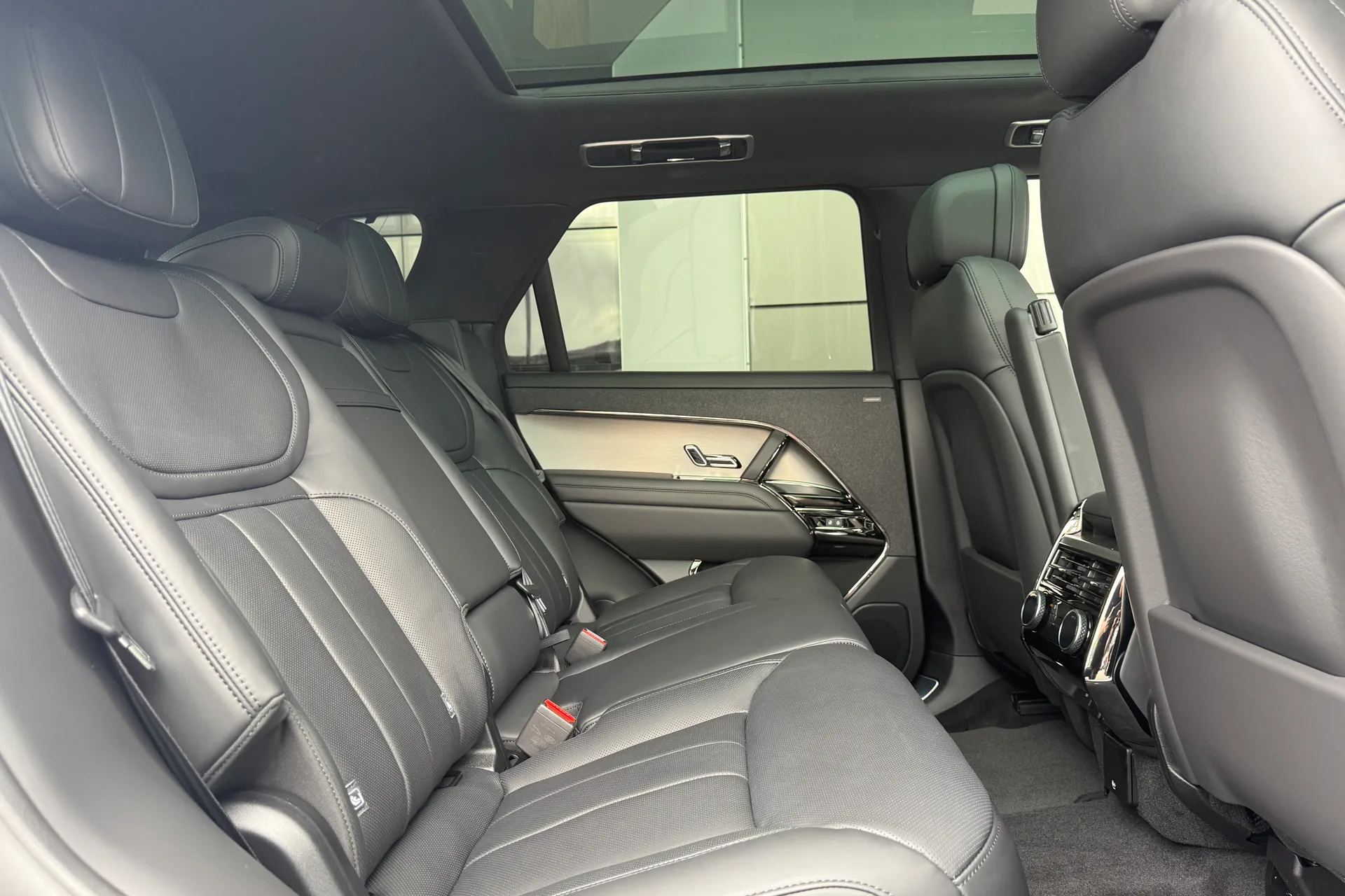 LAND ROVER RANGE ROVER SPORT thumbnail image number 23