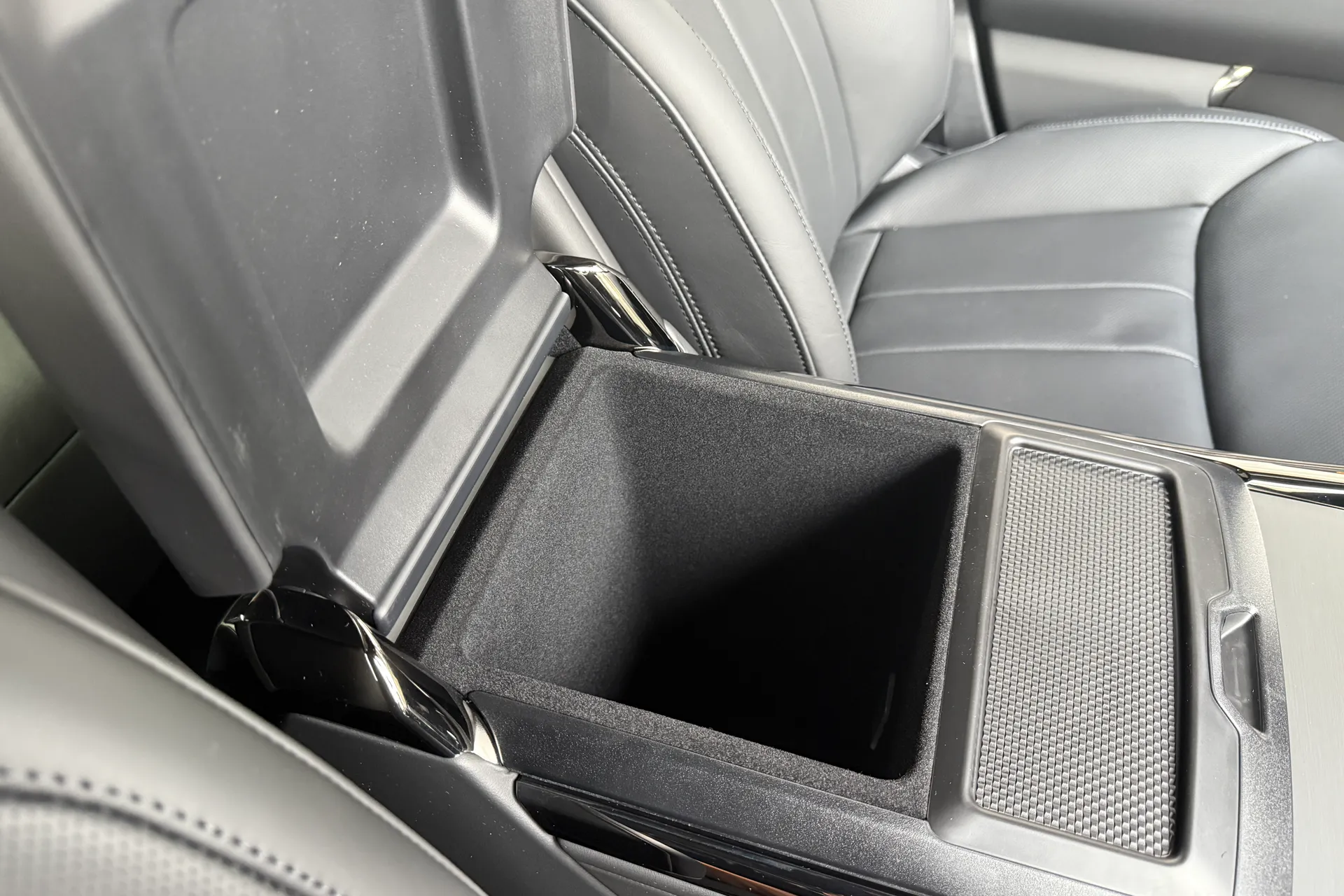 LAND ROVER RANGE ROVER SPORT thumbnail image number 43